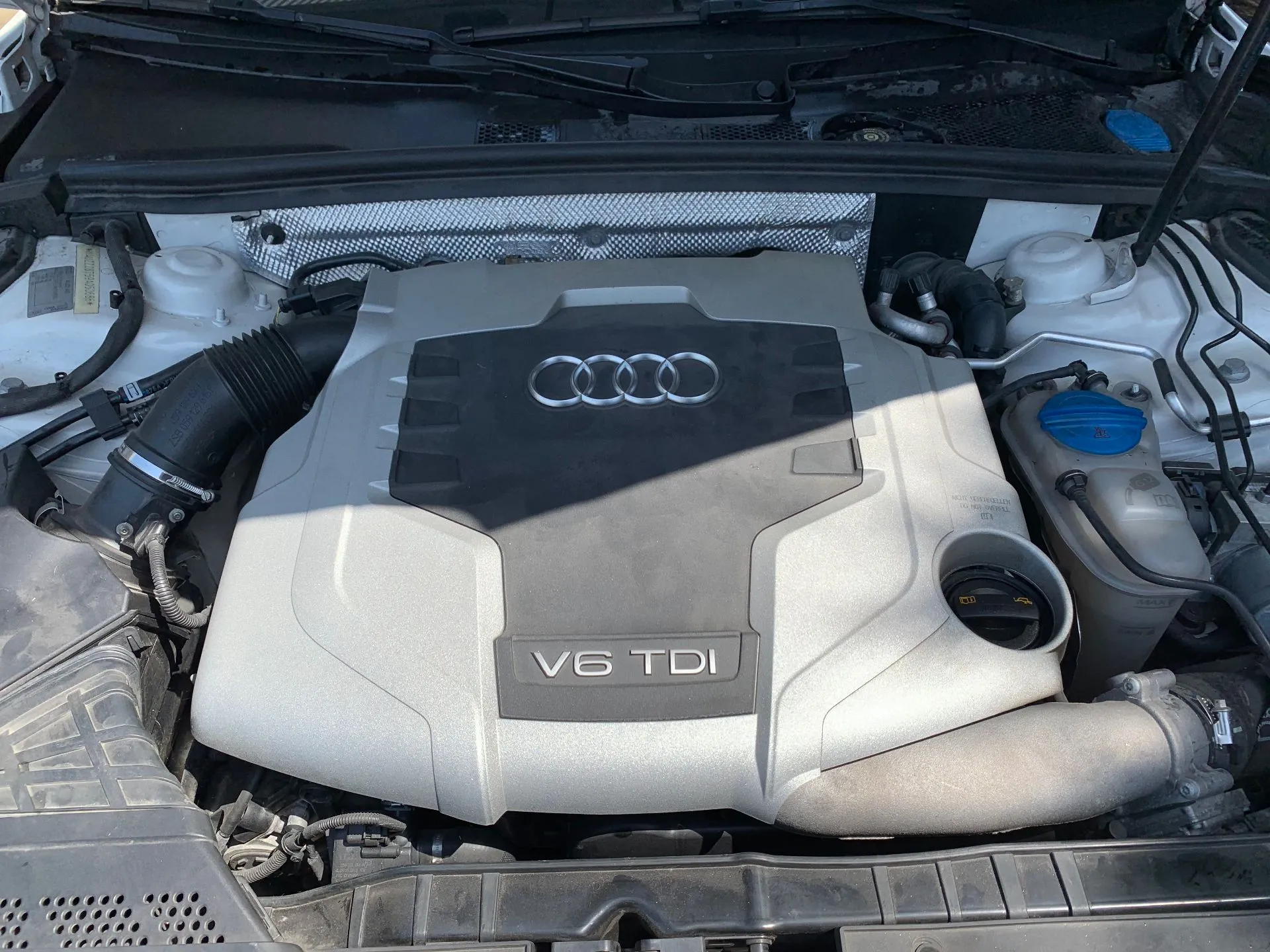 Moteur complet AUDI A5 (8T3)