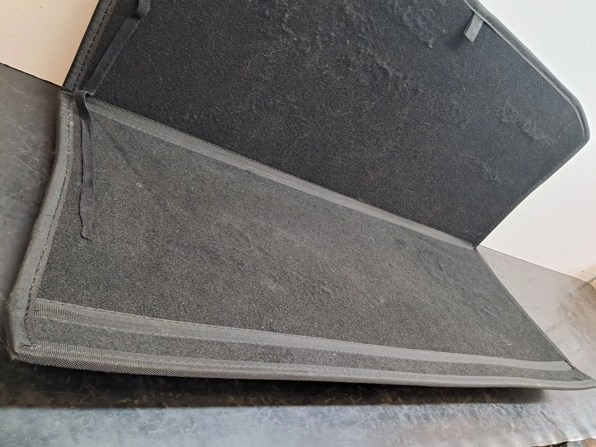 Rear Parcel shelf / trunk cover DACIA Spring Imagem-2