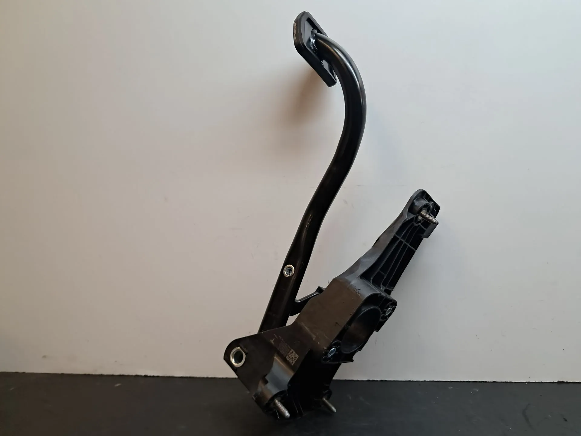 Pedal do travão TESLA Model Y (5YJY) Imagem-3