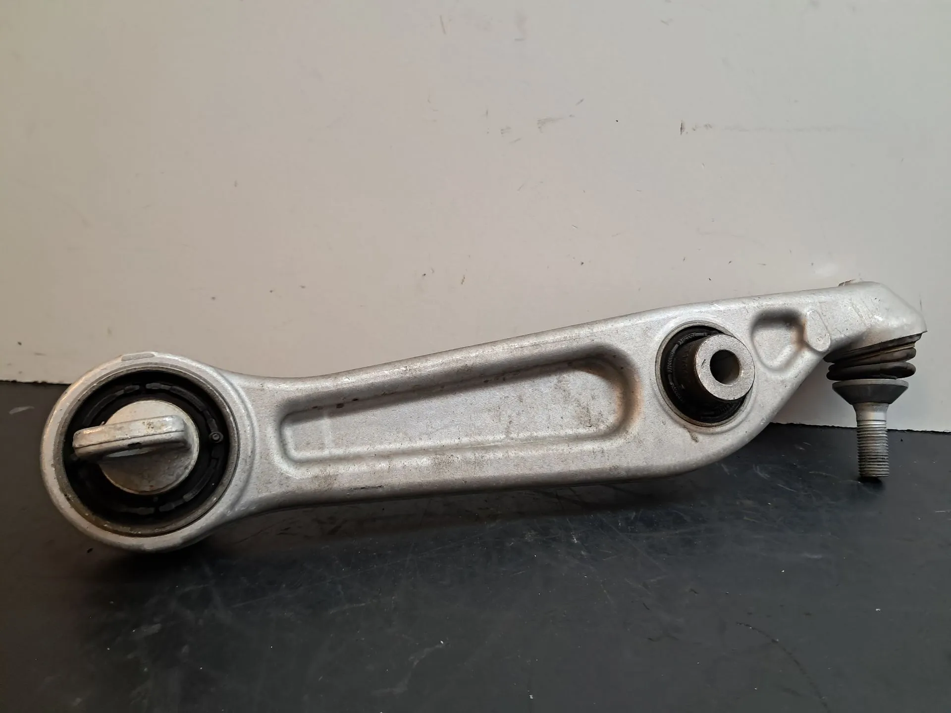 Braço de suspensão frente direito TESLA Model Y (5YJY) Imagem-4