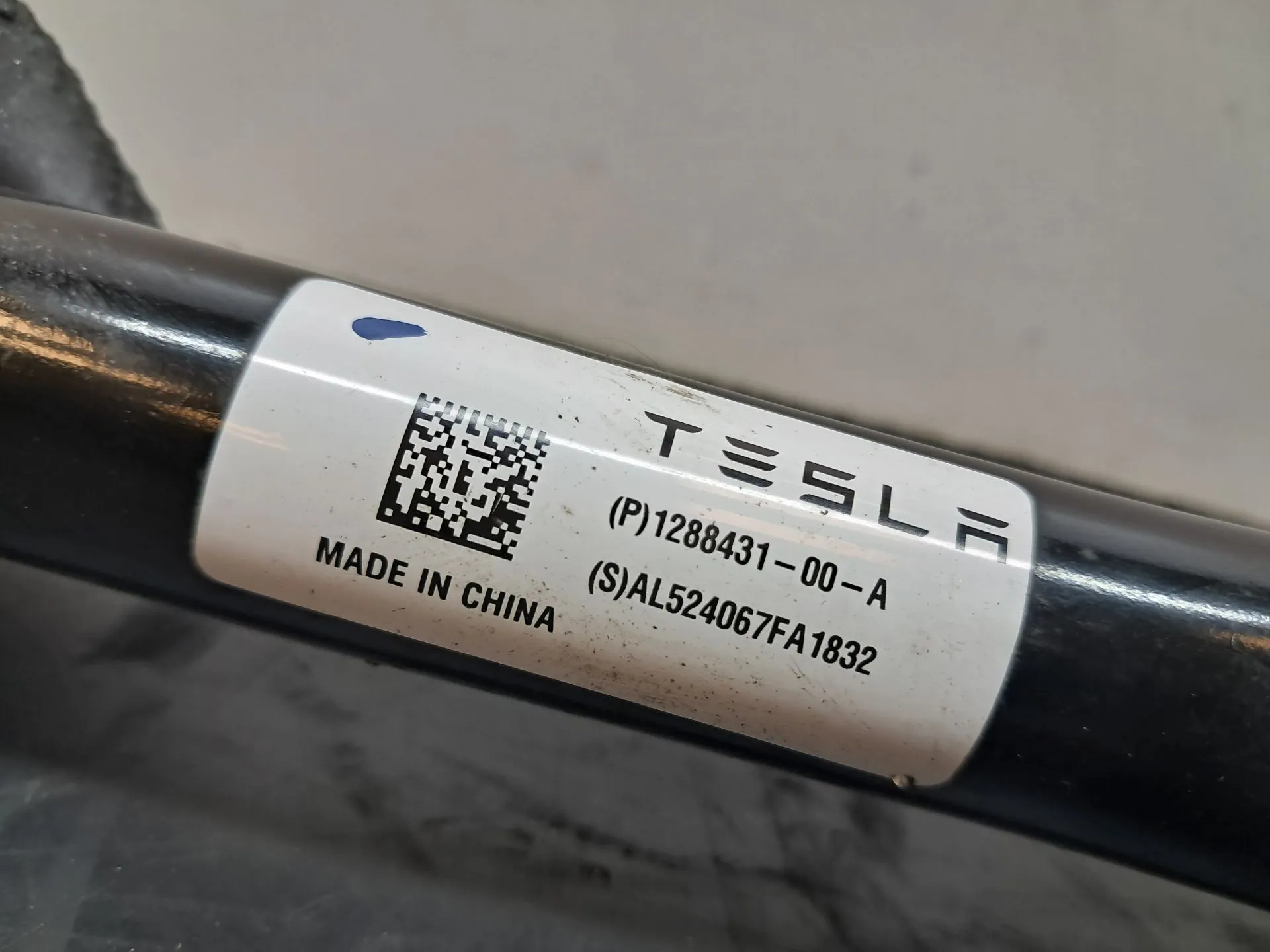 Braço de suspensão trás esquerdo TESLA Model Y (5YJY) Imagem-3