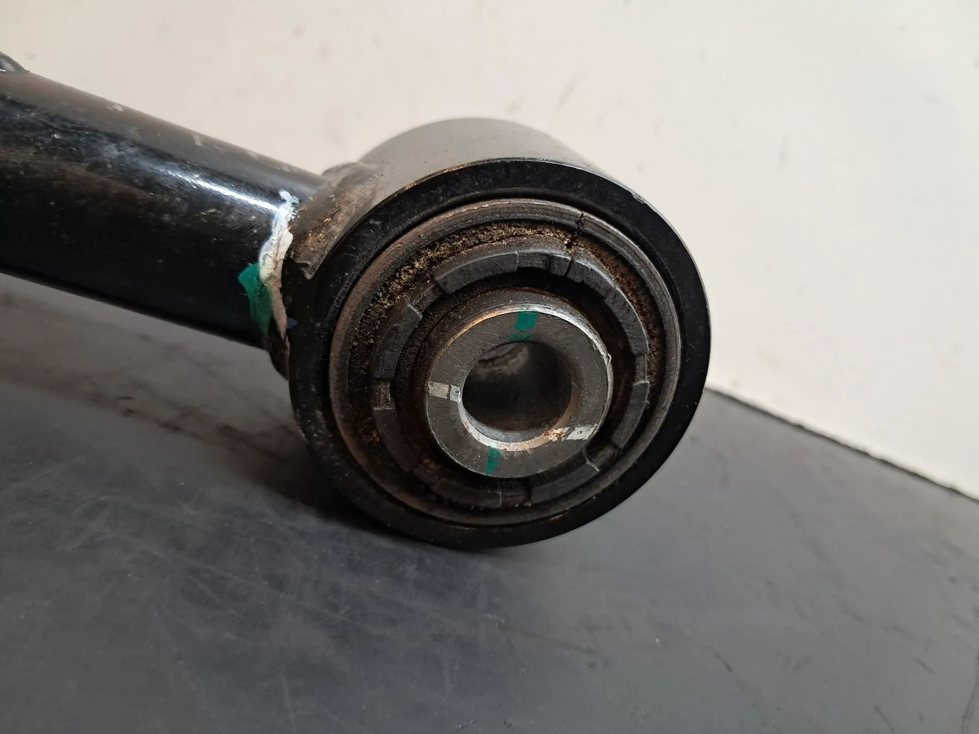 Braço de suspensão trás direito TESLA Model Y (5YJY) Imagem-5