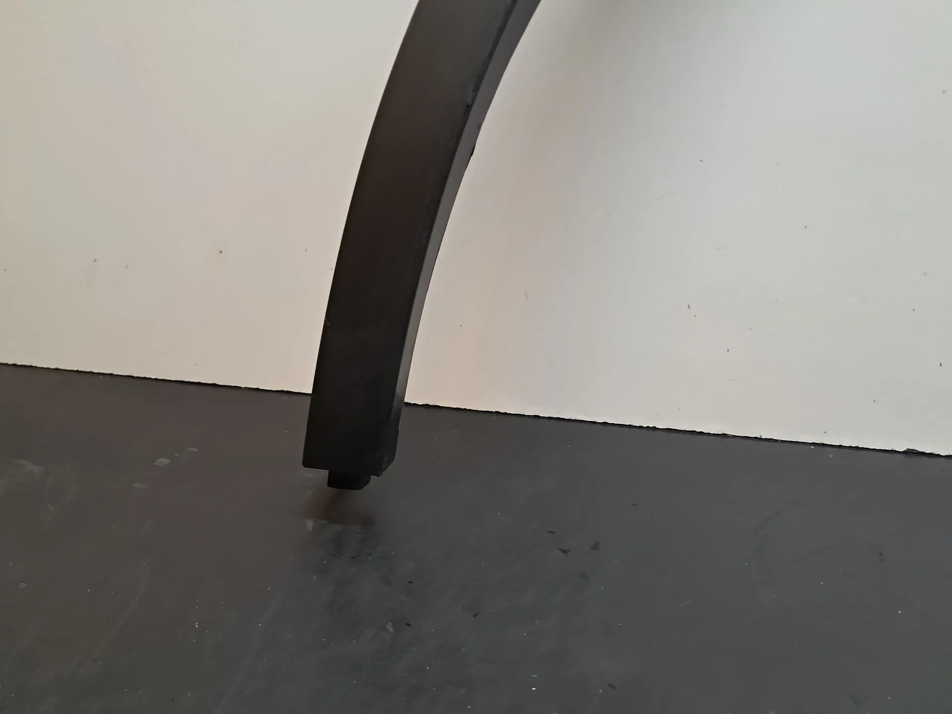 Friso painel esquerdo TESLA Model Y (5YJY) Imagem-5