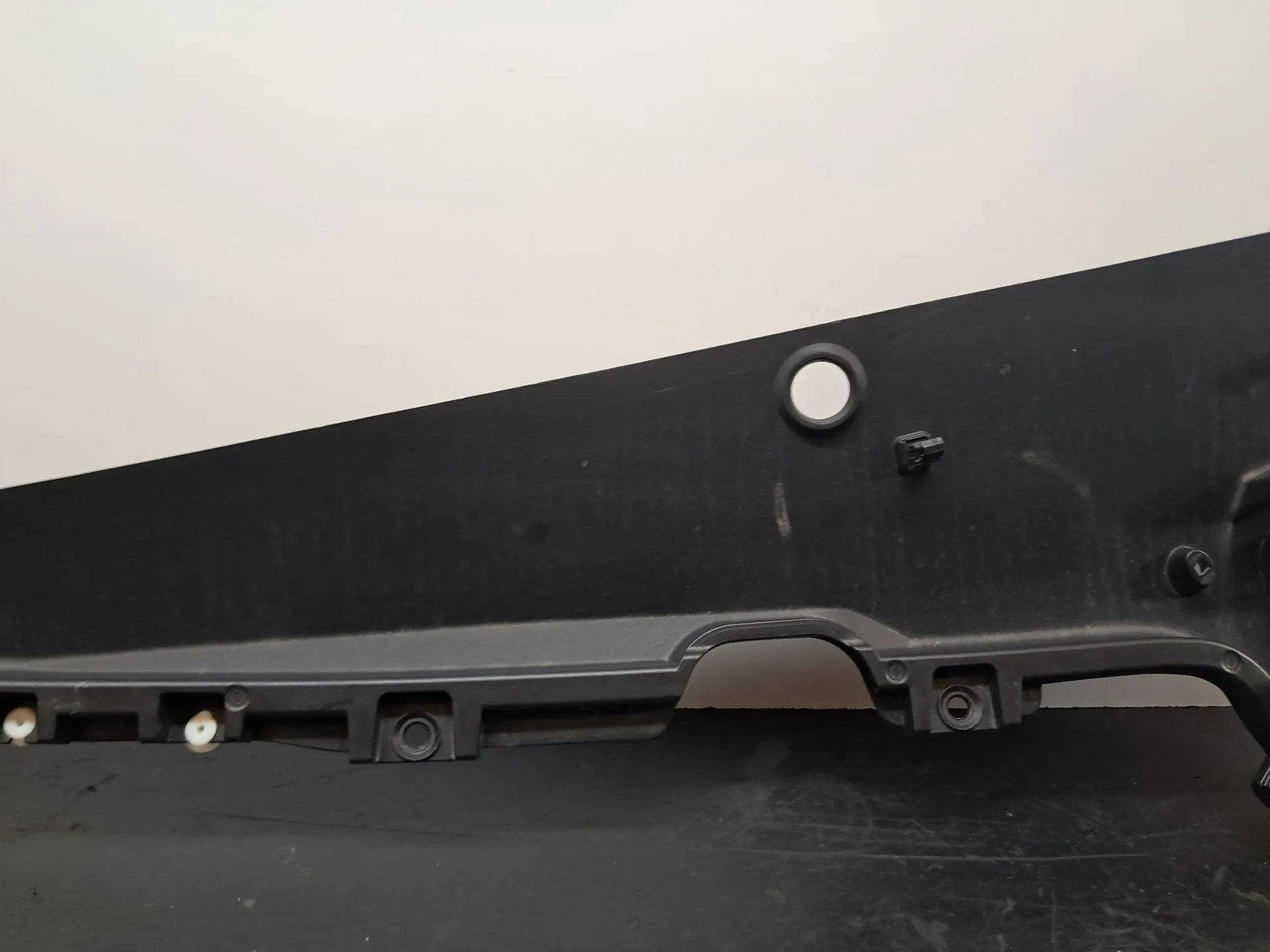 Torpedo TESLA Model Y (5YJY) Imagem-3