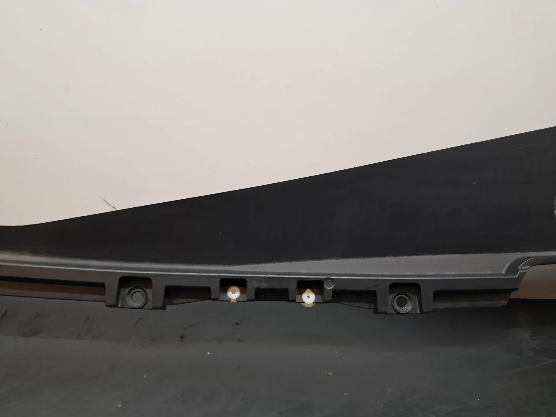Torpedo TESLA Model Y (5YJY) Imagem-4