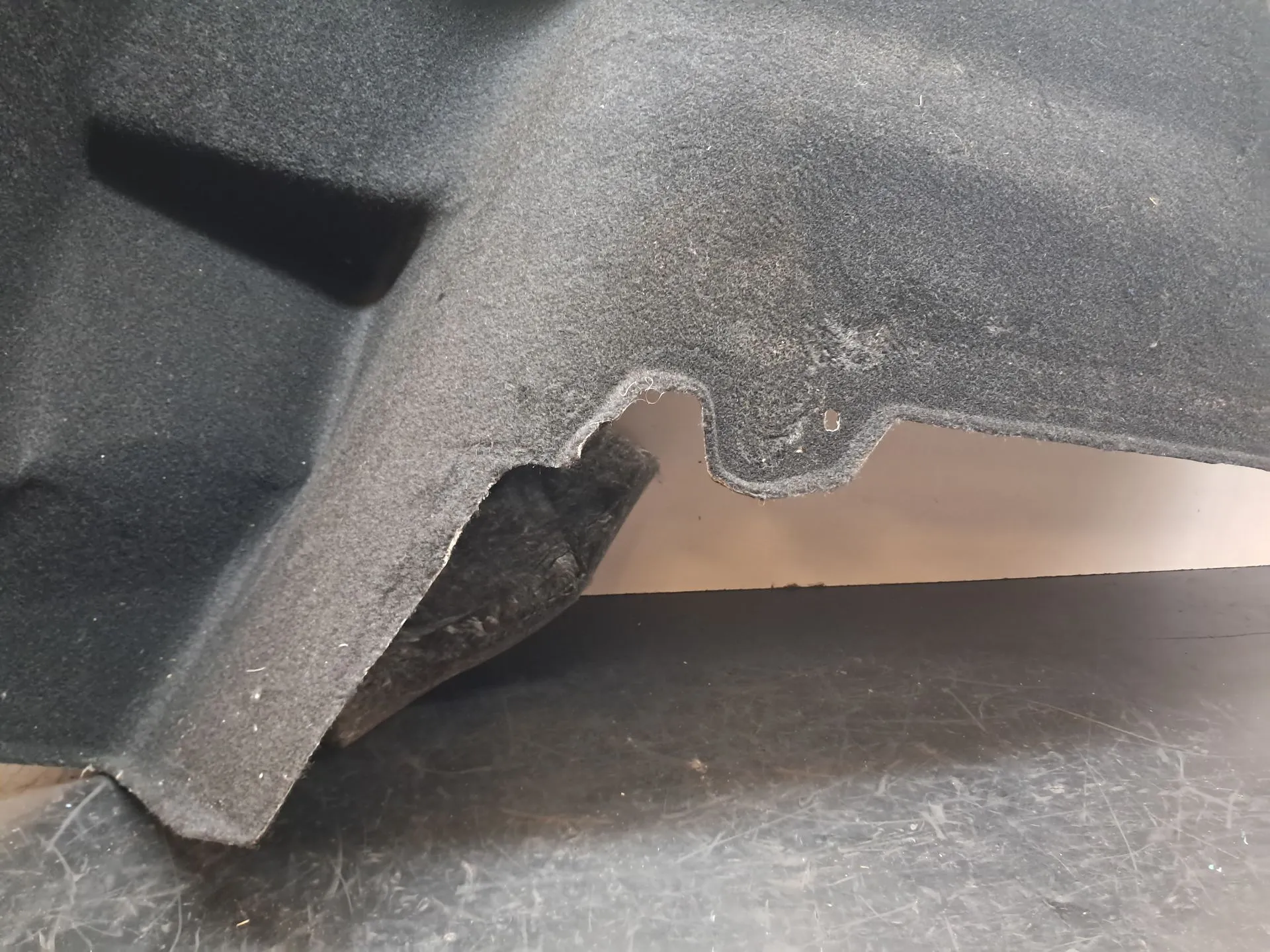 Forra / revestimento genérico TESLA Model Y (5YJY) Imagem-3
