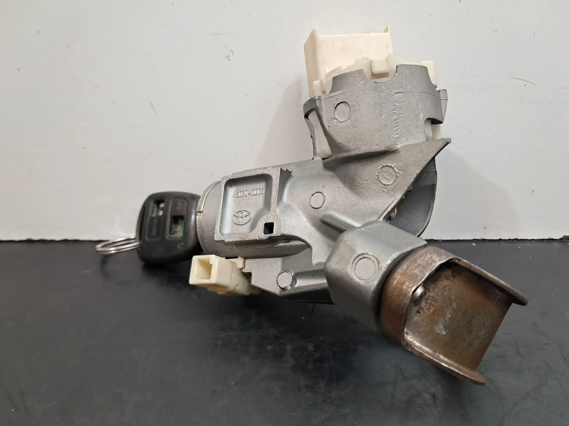Ignition barrel TOYOTA Yaris (_P9_) Imagem-2
