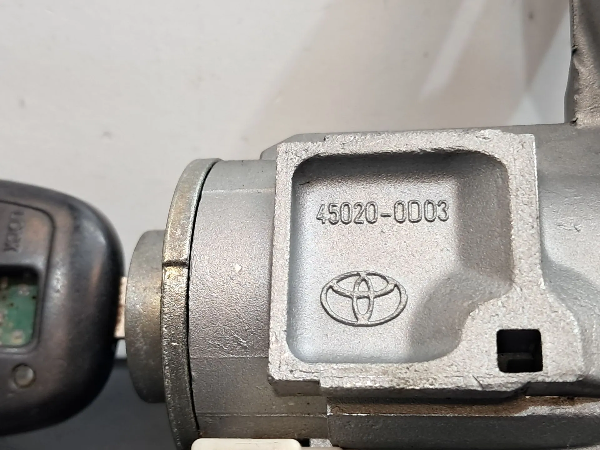 Ignition barrel TOYOTA Yaris (_P9_) Imagem-3
