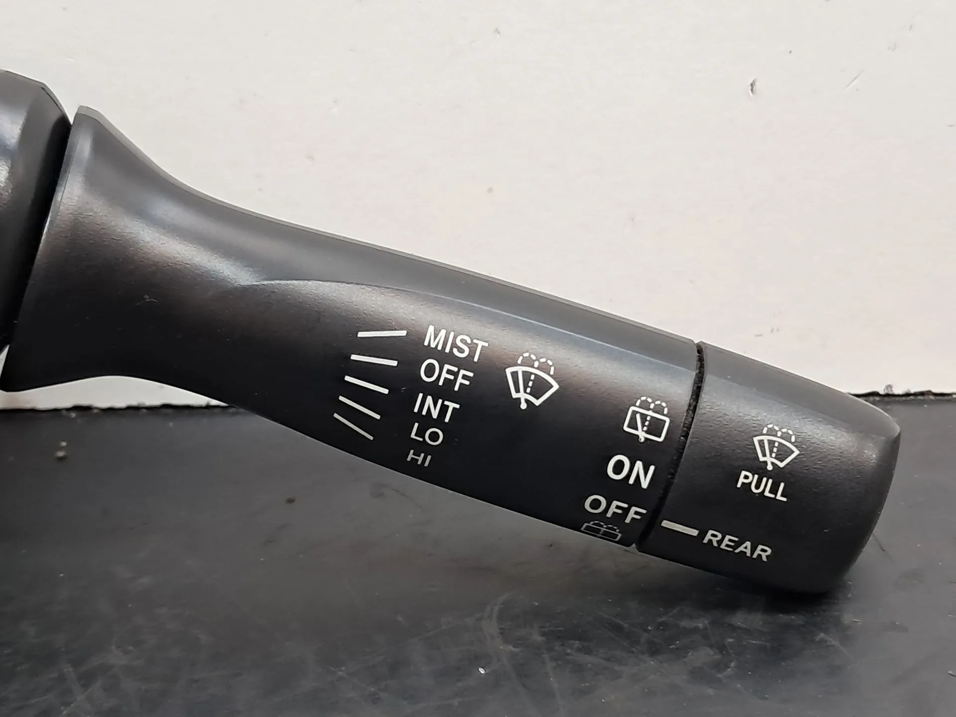 Wiper control stalk TOYOTA Yaris (_P9_) Imagem-1