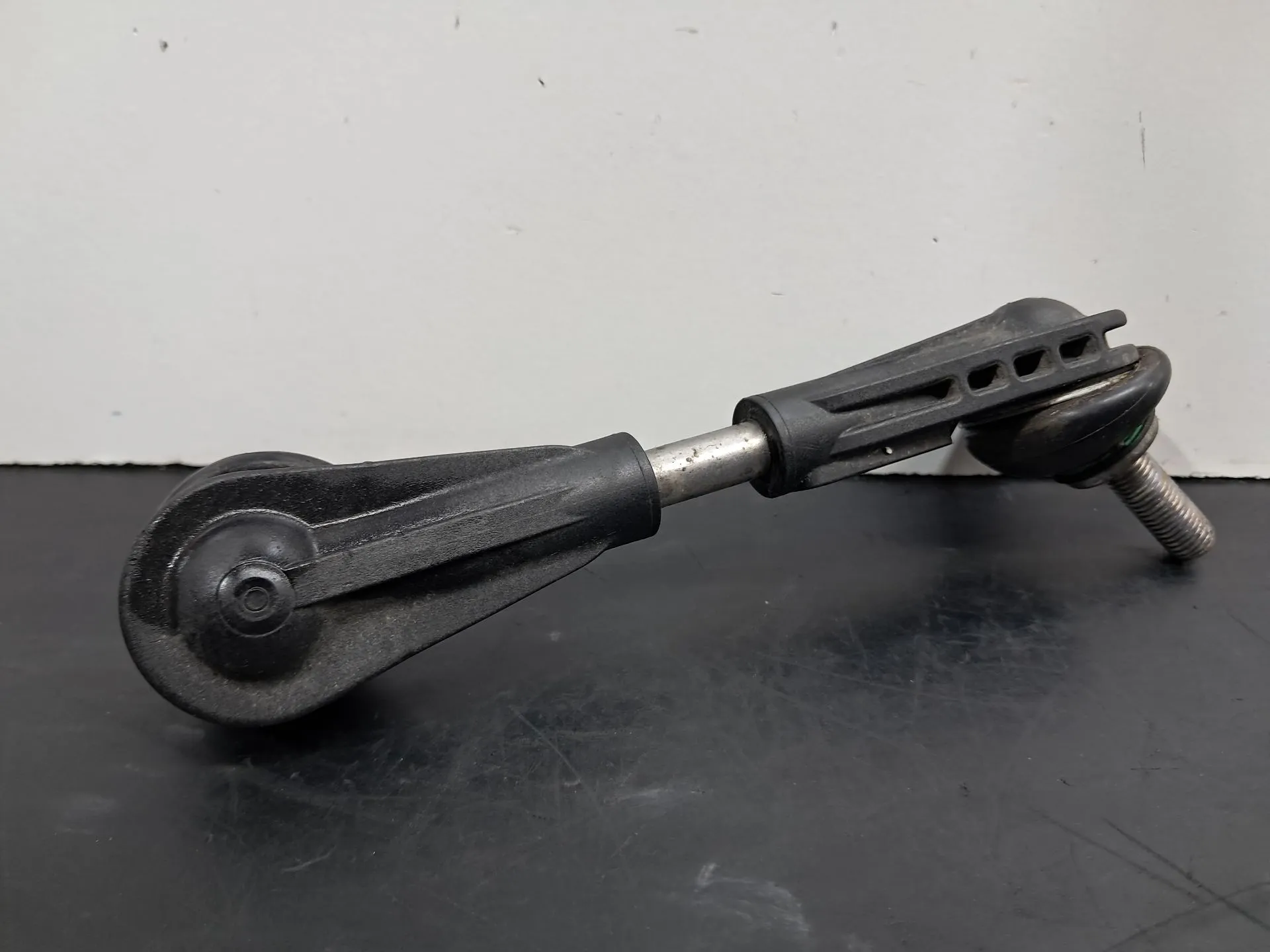 Tirantes / bialetas / pendurais TESLA Model Y (5YJY)