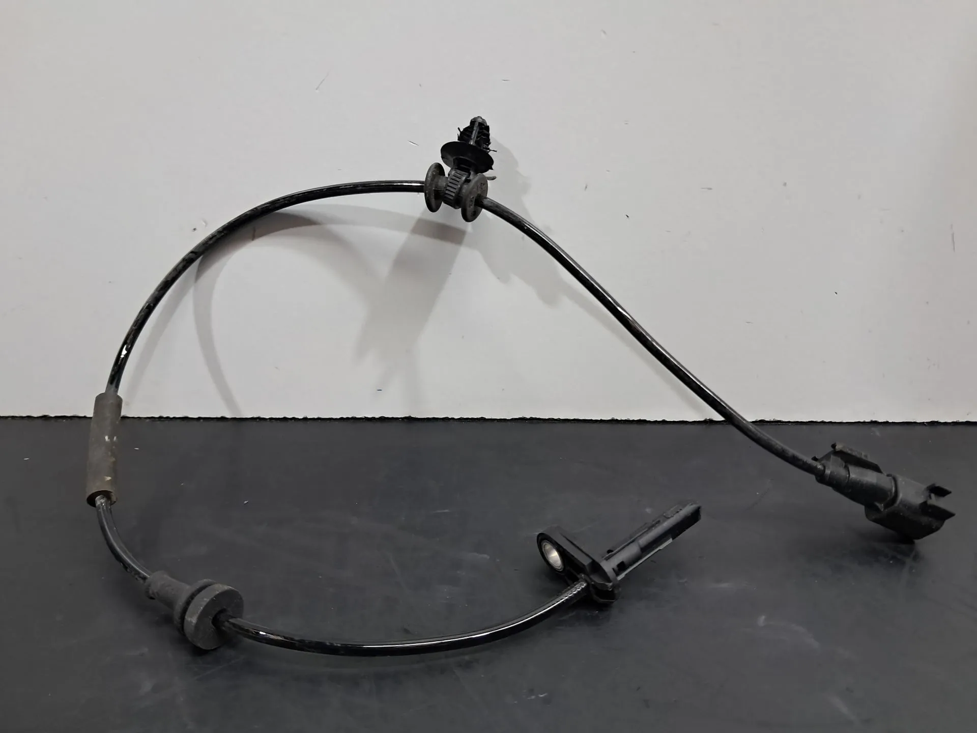 Sensor ABS Trasero Derecho TESLA Model Y (5YJY)