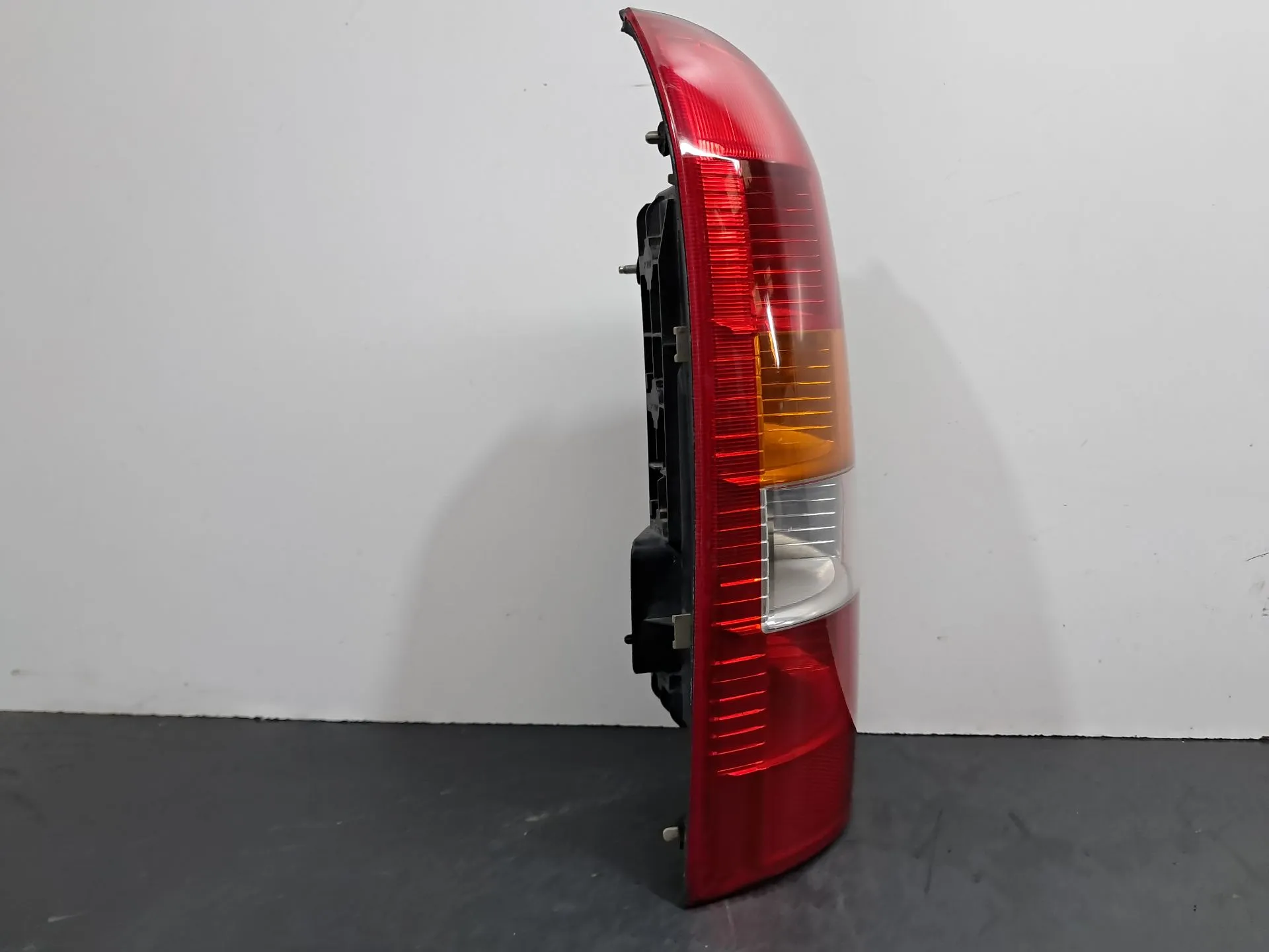 Left Tail light OPEL Astra G Caravan Van (F70) Imagem-2