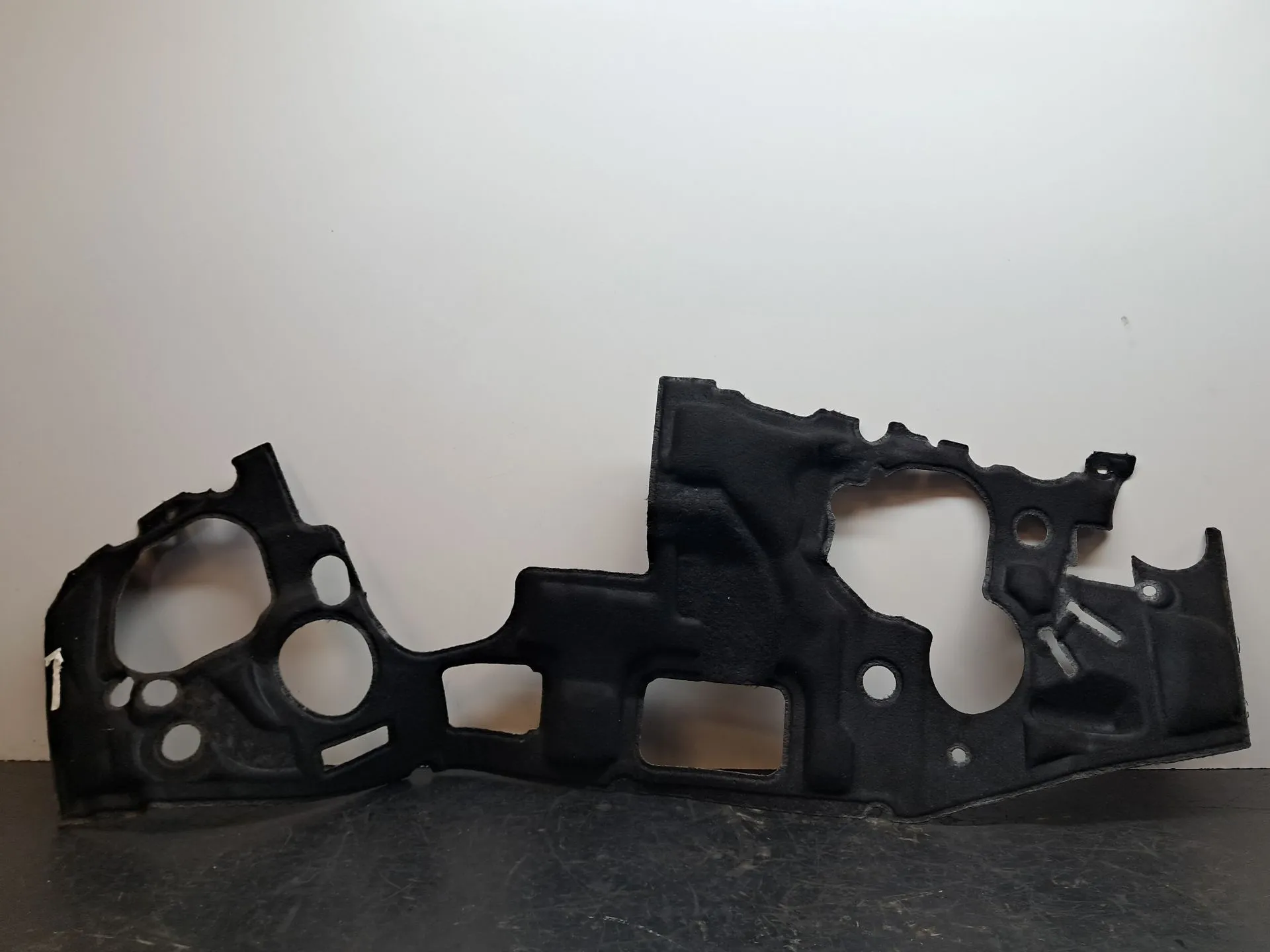 Generic lining TESLA Model Y (5YJY) Imagem-5