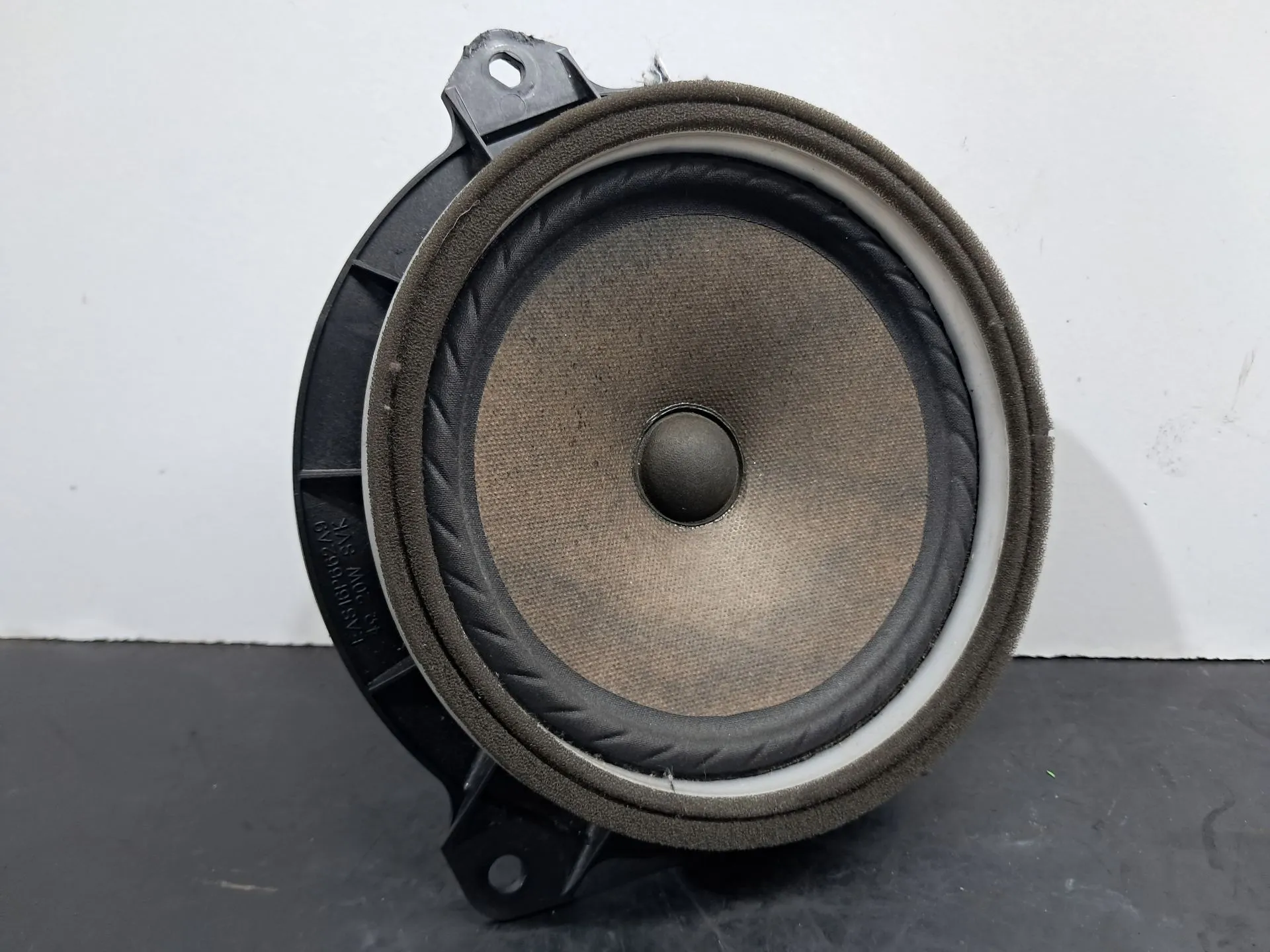 Coluna de som TOYOTA Yaris 