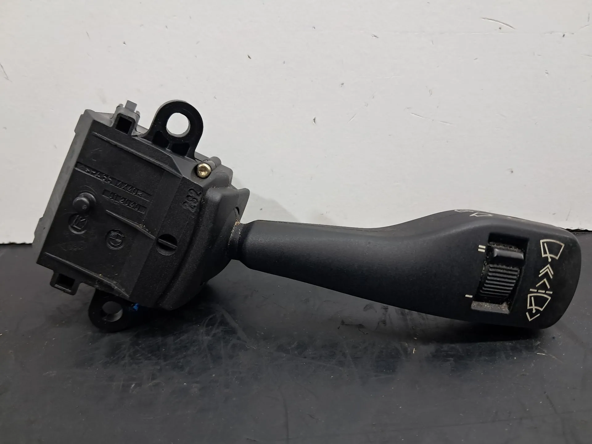 Commodo d’essuie-glace BMW X5 (E53)