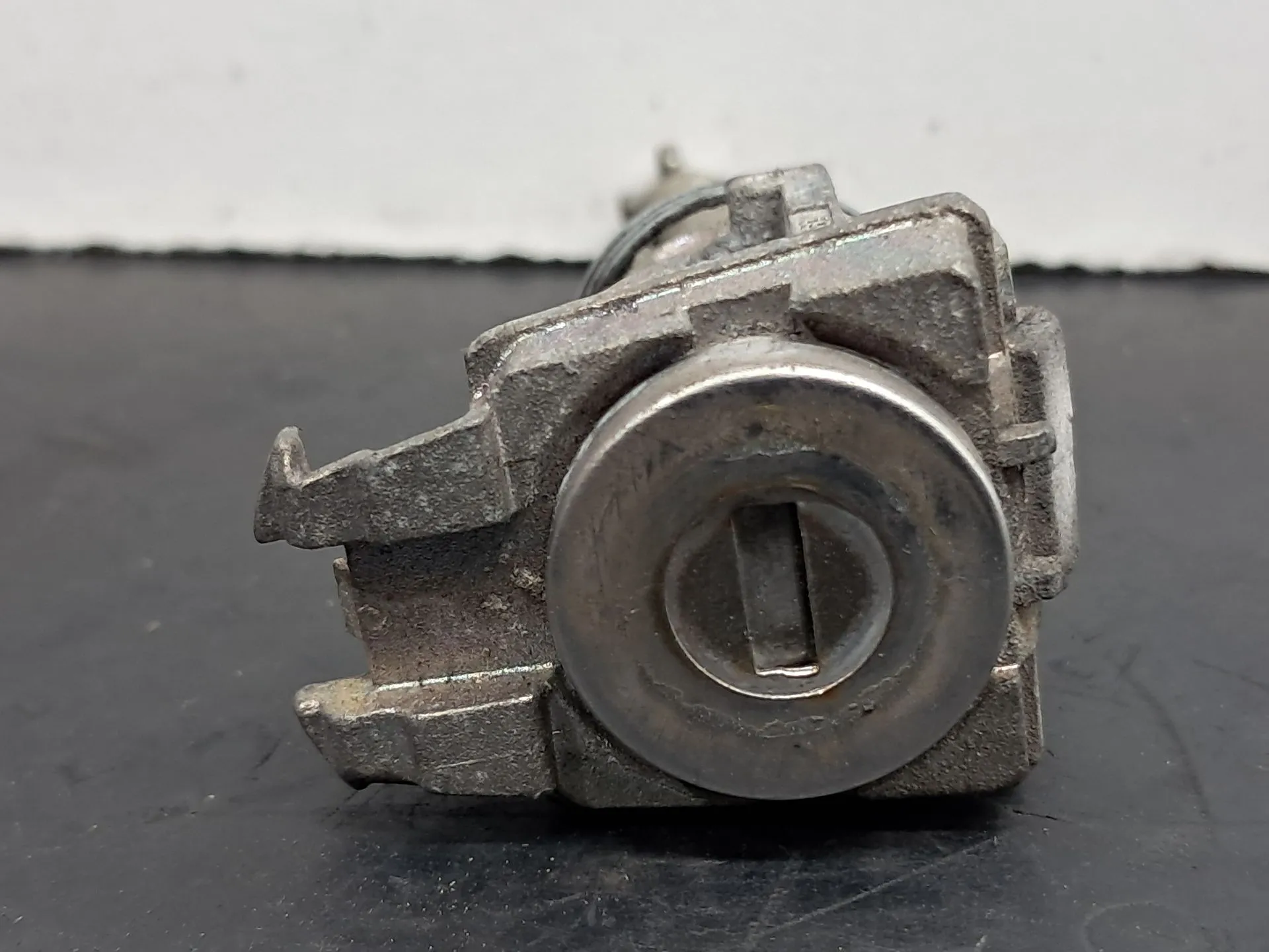 Canhão de porta TOYOTA Yaris (_P9_) Imagem-1