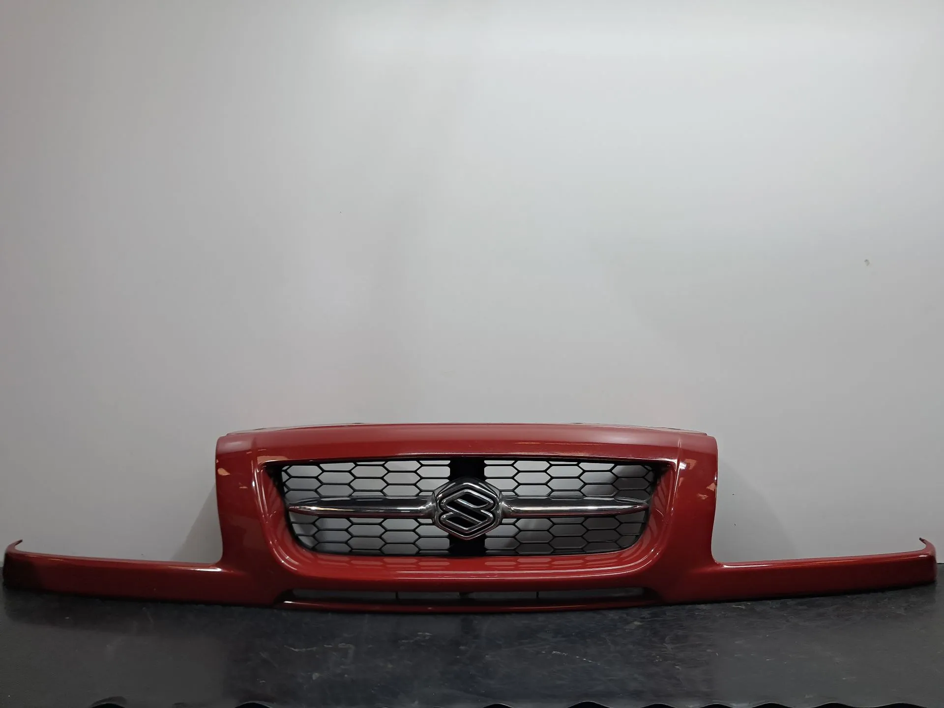 Grelha frente SUZUKI Grand Vitara I 