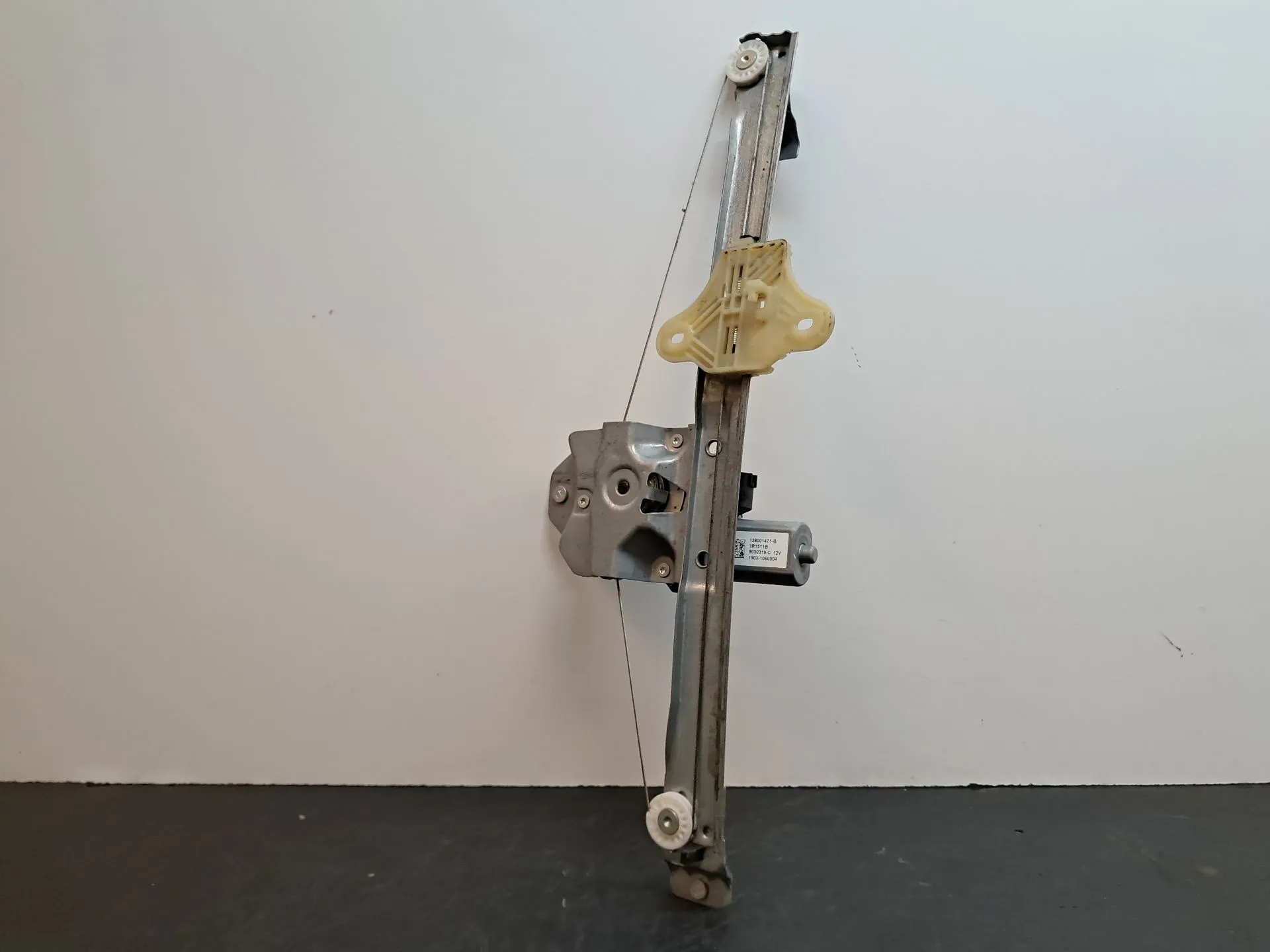 Right front window regulator RENAULT Clio IV (BH_) Imagem-4