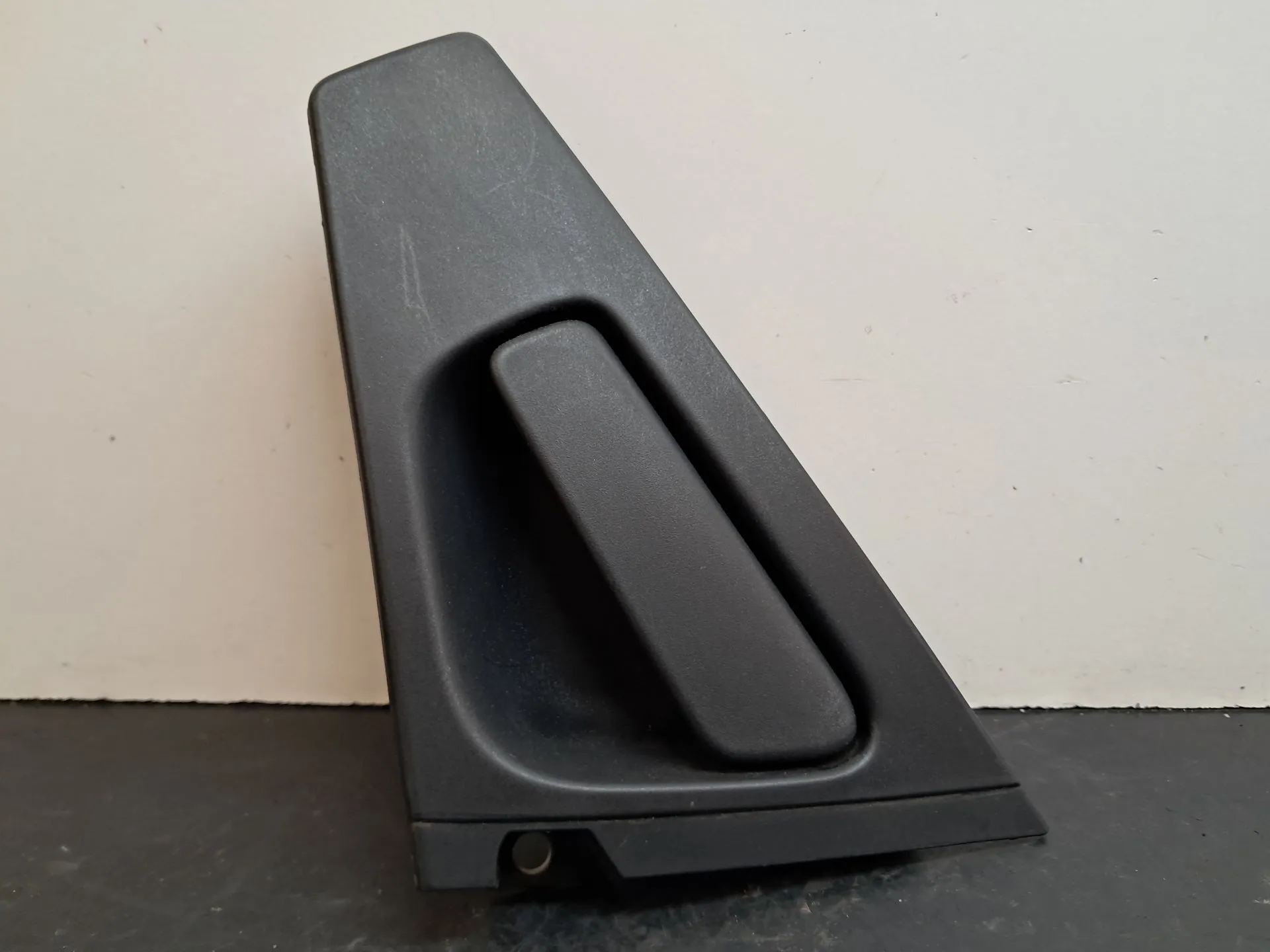 Puxador porta trás direito RENAULT Clio IV 