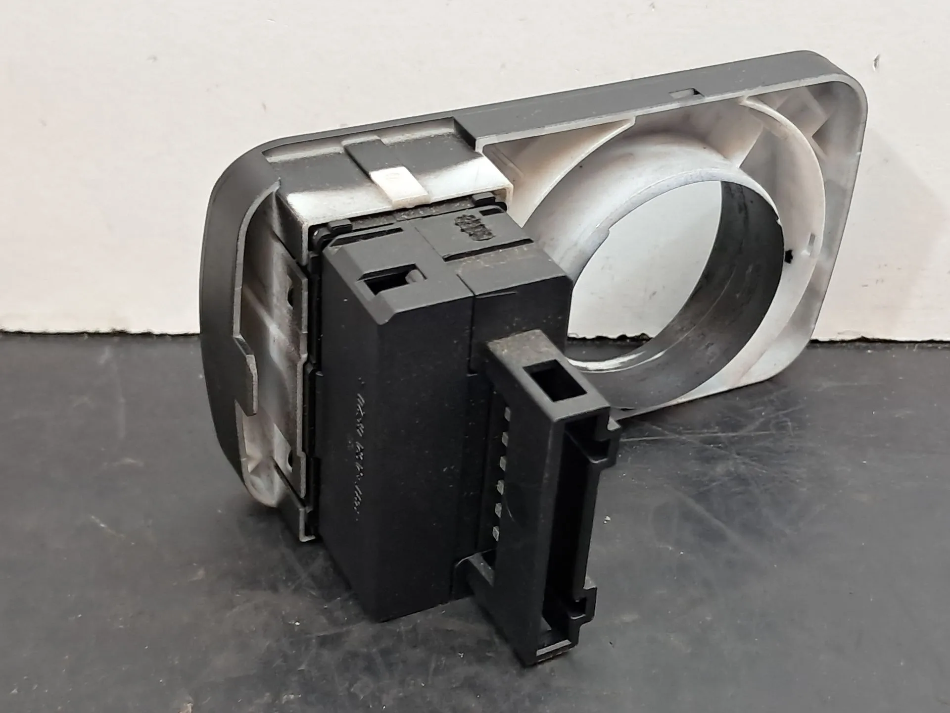 Light switch AUDI A3 (8L1) Imagem-2