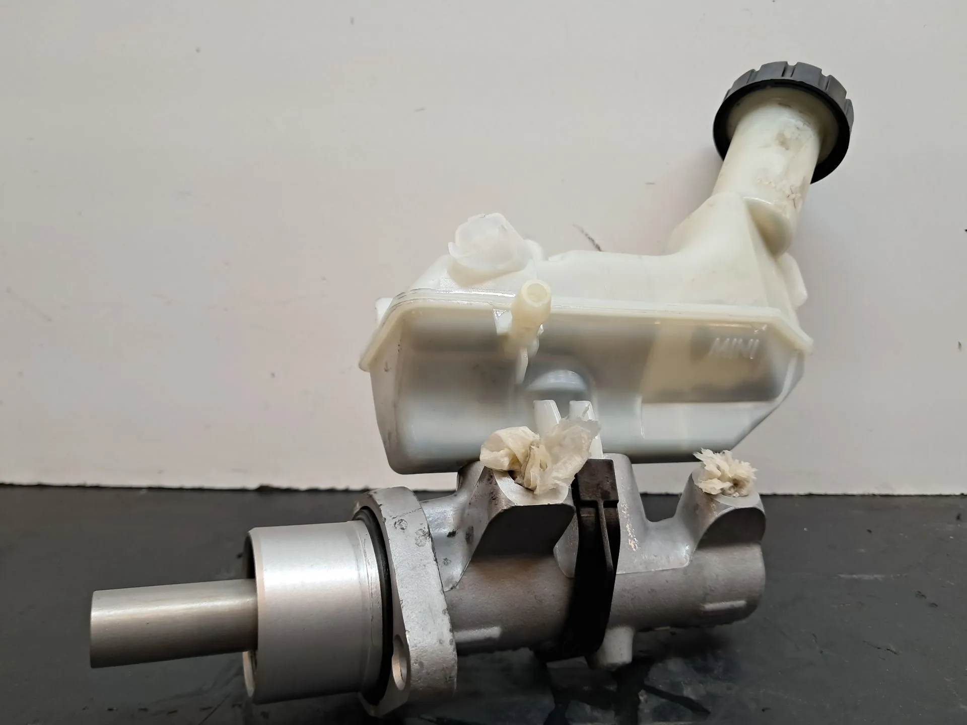 Pompa centrale dei freni RENAULT Clio III 