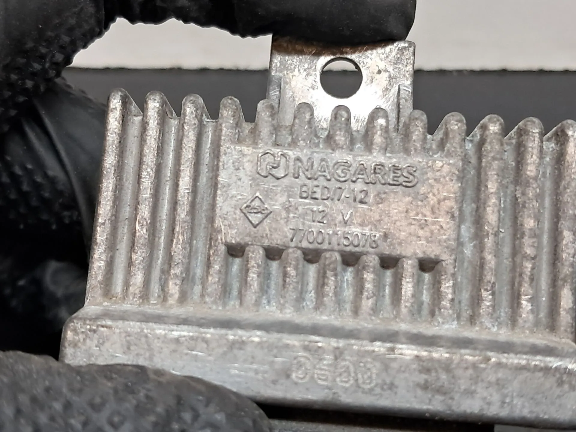 Caja Precalentamiento  RENAULT Clio III (BR0/1, CR0/1) Imagem-1