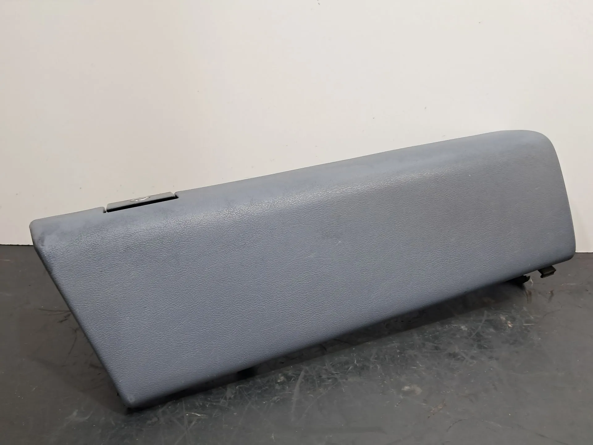 Tampa / cobertura genérica MERCEDES-BENZ Sprinter 2-t (901, 902)