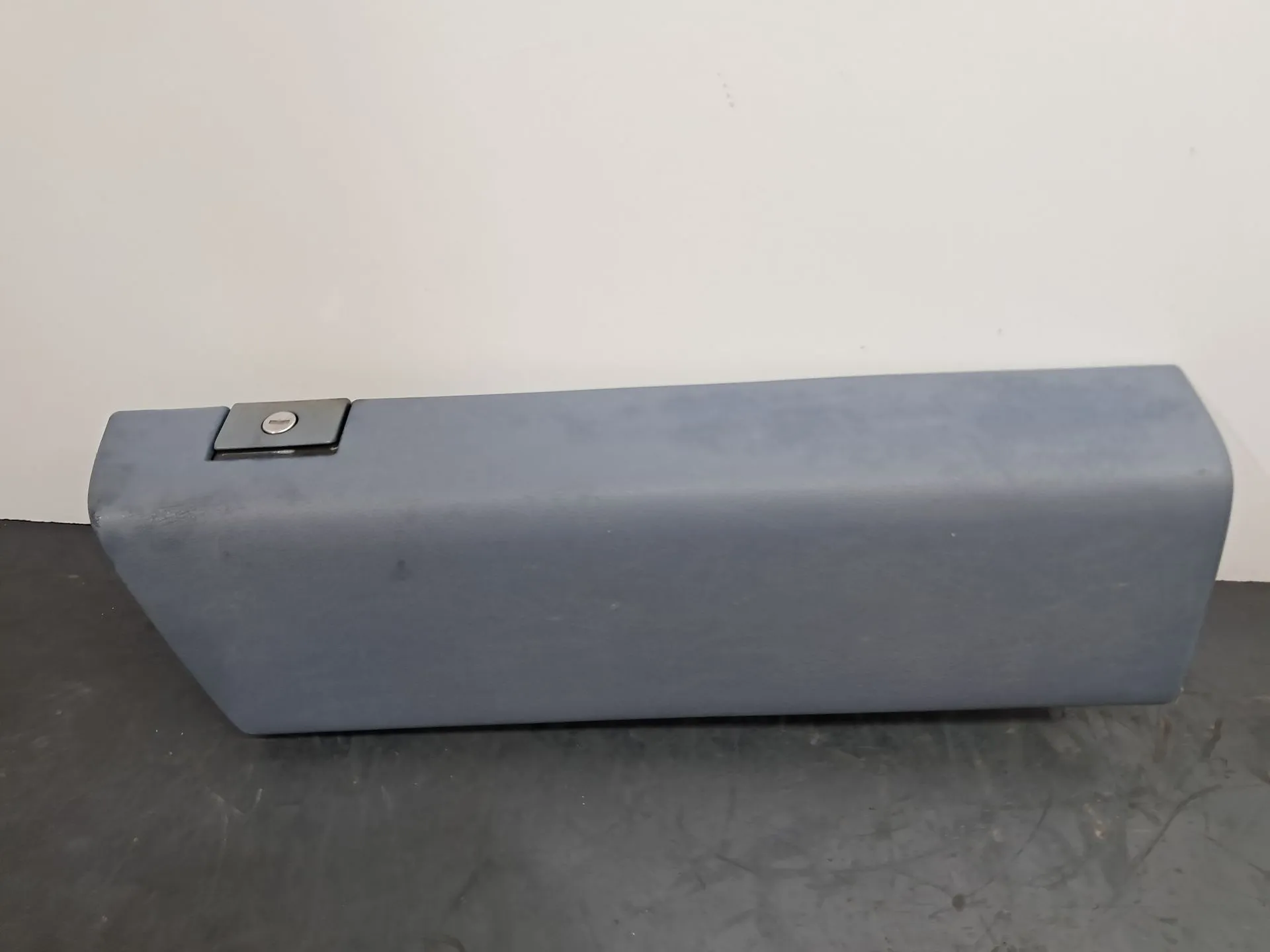 Tampa / cobertura genérica MERCEDES-BENZ Sprinter 2-t (901, 902) Imagem-1