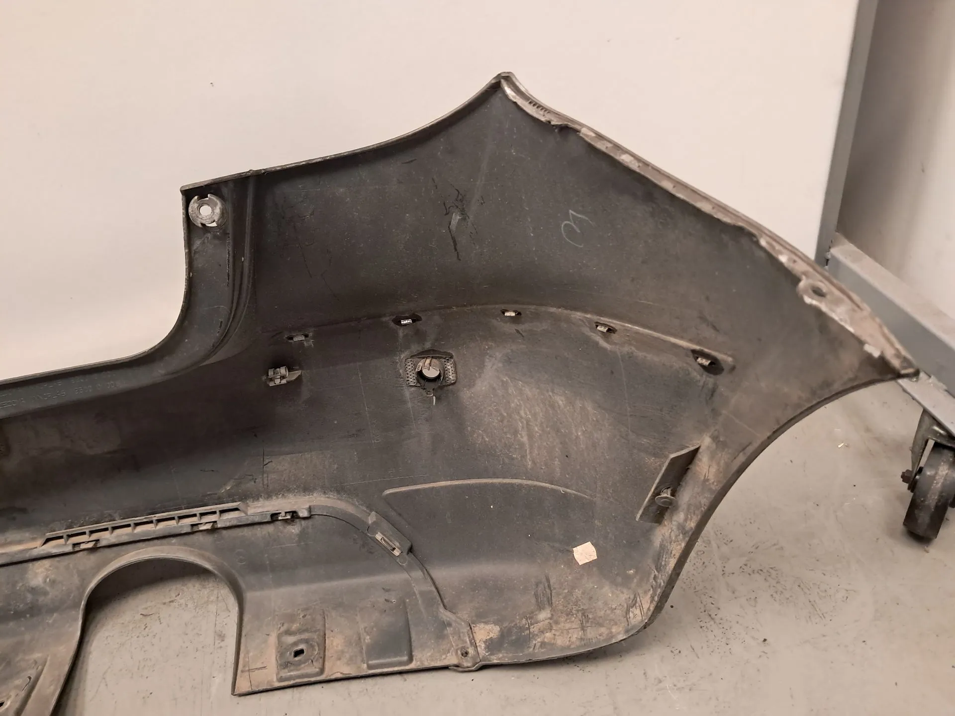 Paraurti Posteriore Primerizzato Per Mercedes Classe A W169 (2004-08) – Elegance/Avantgarde, Senza Sensori Di Parcheggio