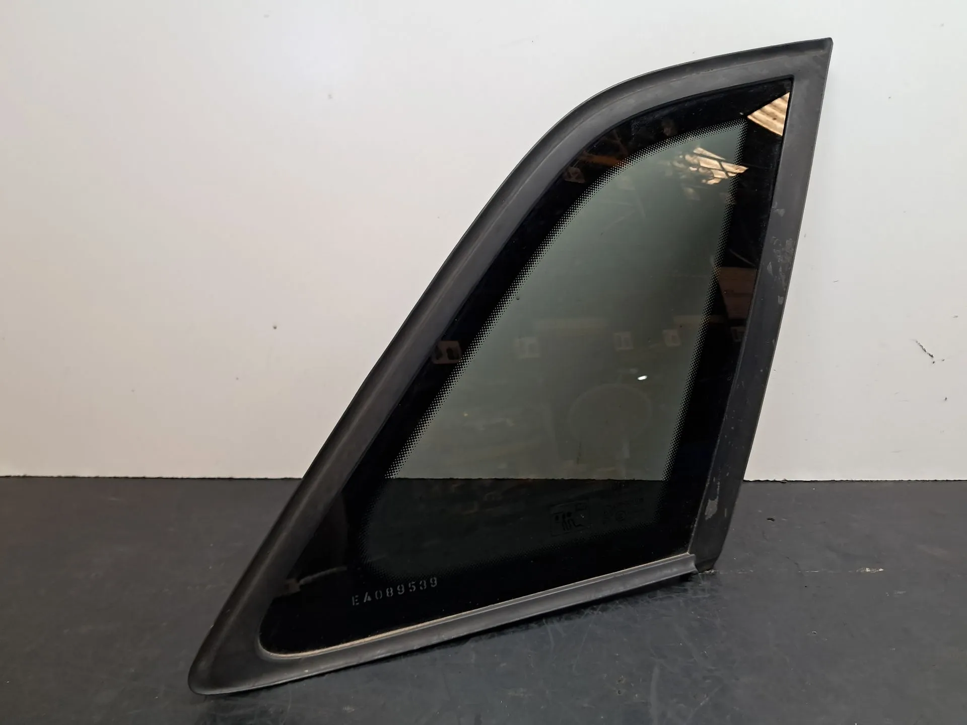 Vetro del pannello posteriore destro AUDI A3 Sportback (8VA, 8VF)