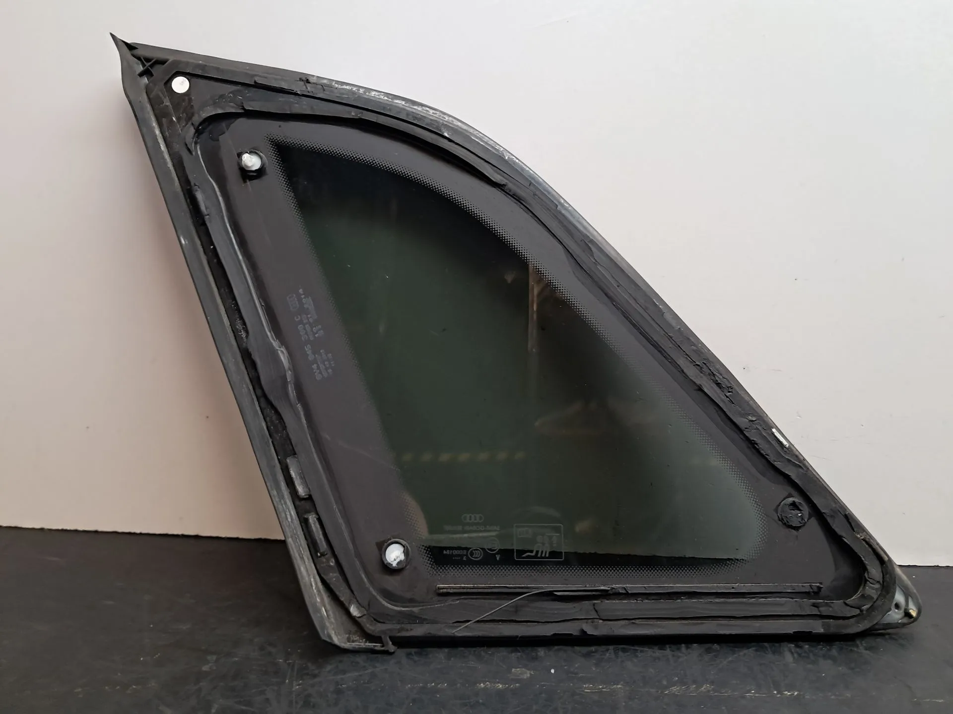 Vetro del pannello posteriore destro AUDI A3 Sportback (8VA, 8VF) Imagem-2