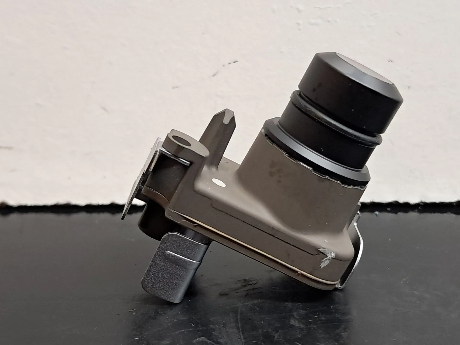 Câmera frontal TESLA Model Y (5YJY) Imagem-3