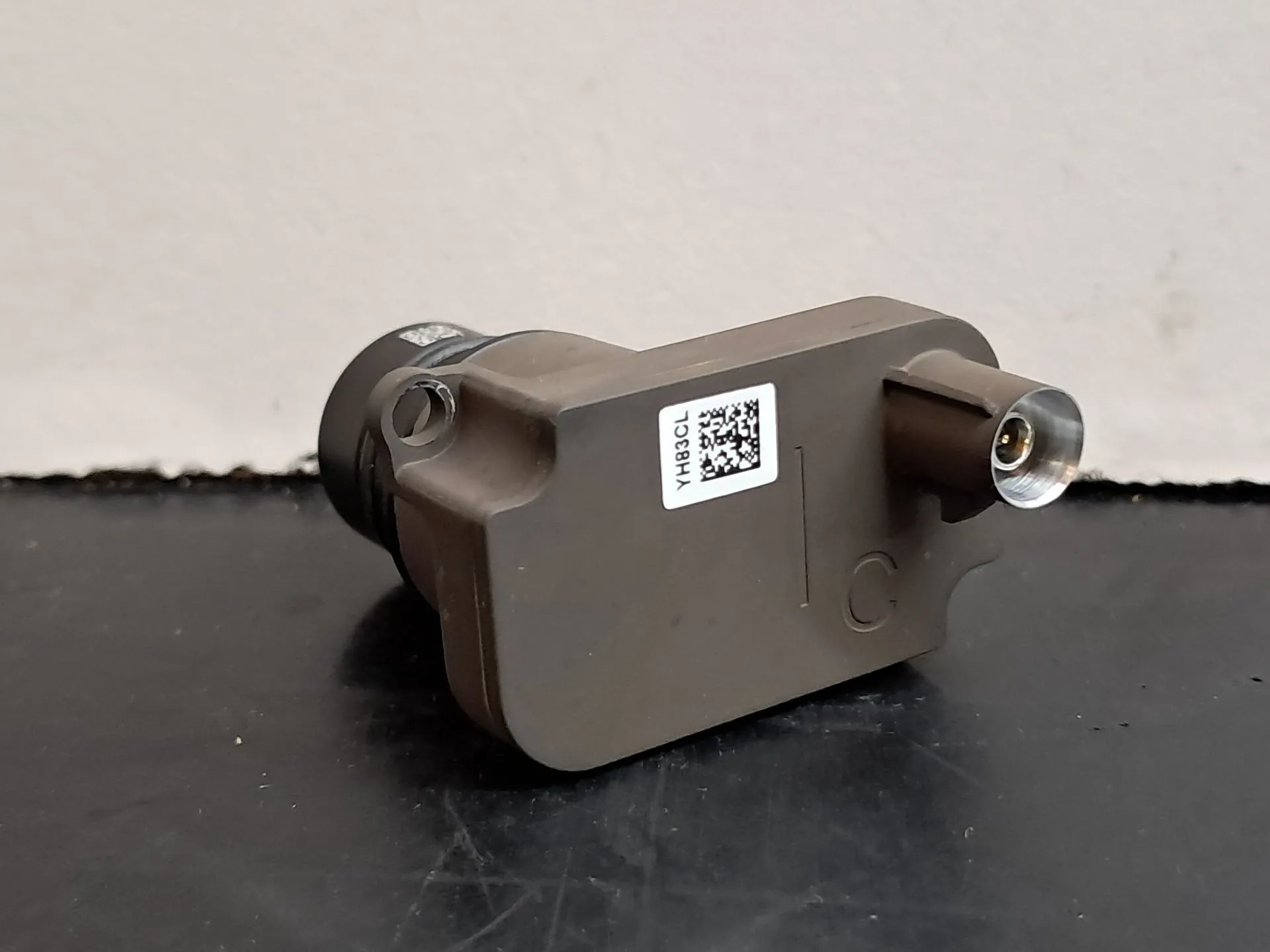 Câmera frontal TESLA Model Y (5YJY) Imagem-2