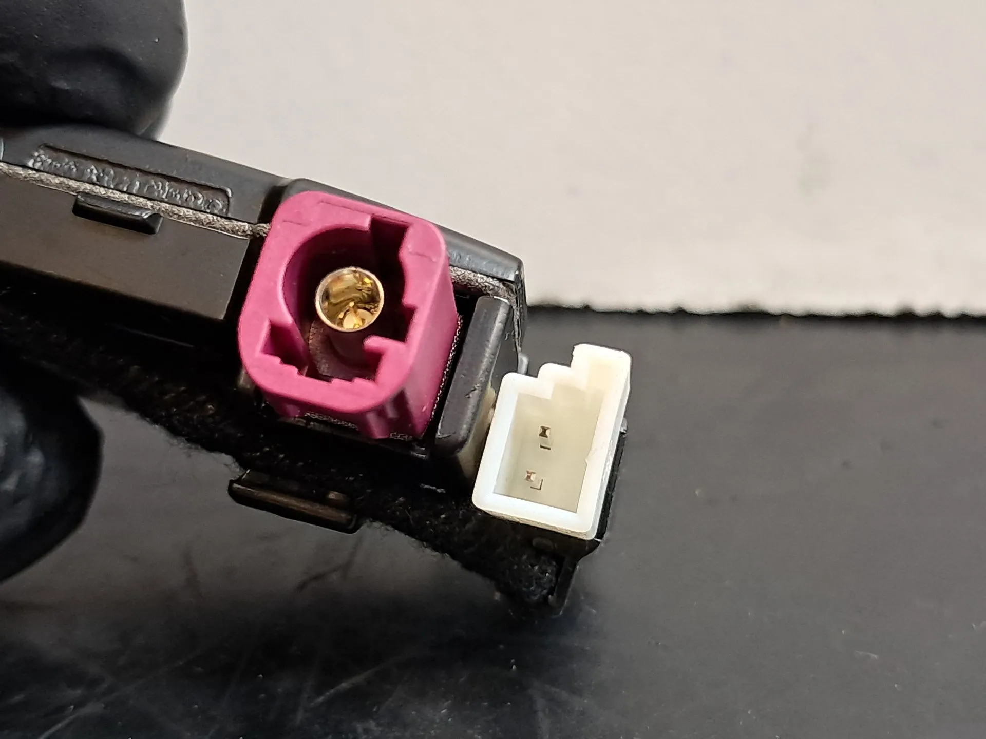 Câmera frontal TESLA Model Y (5YJY) Imagem-3