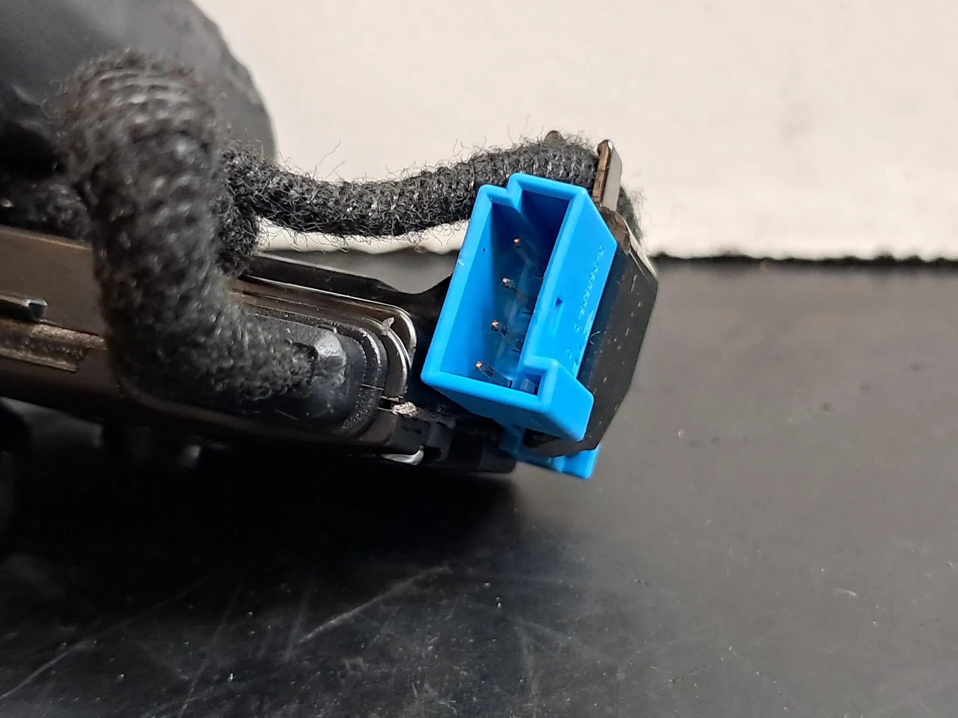 Câmera frontal TESLA Model Y (5YJY) Imagem-4