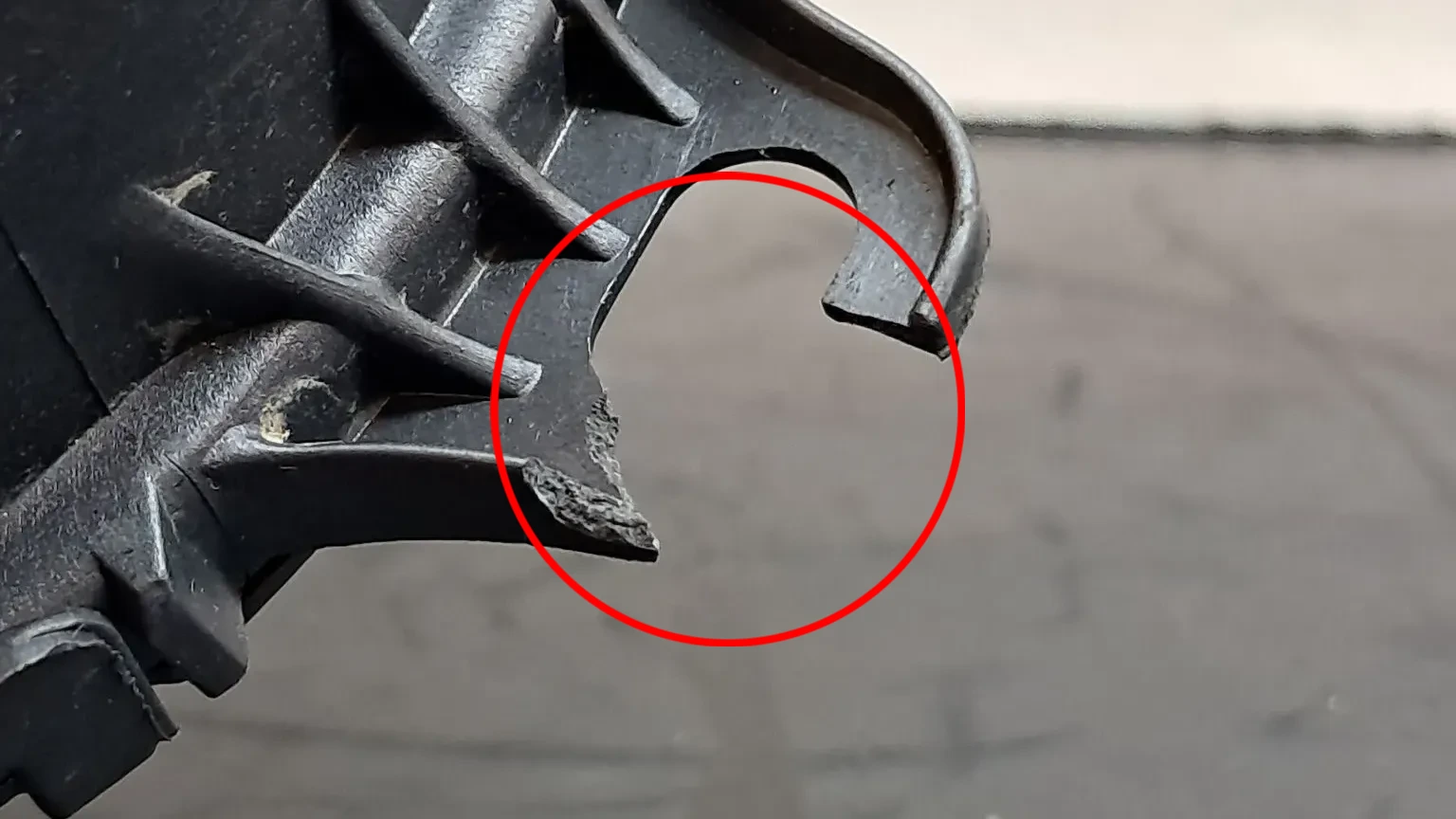 Besouro TESLA Model Y (5YJY) Imagem-5