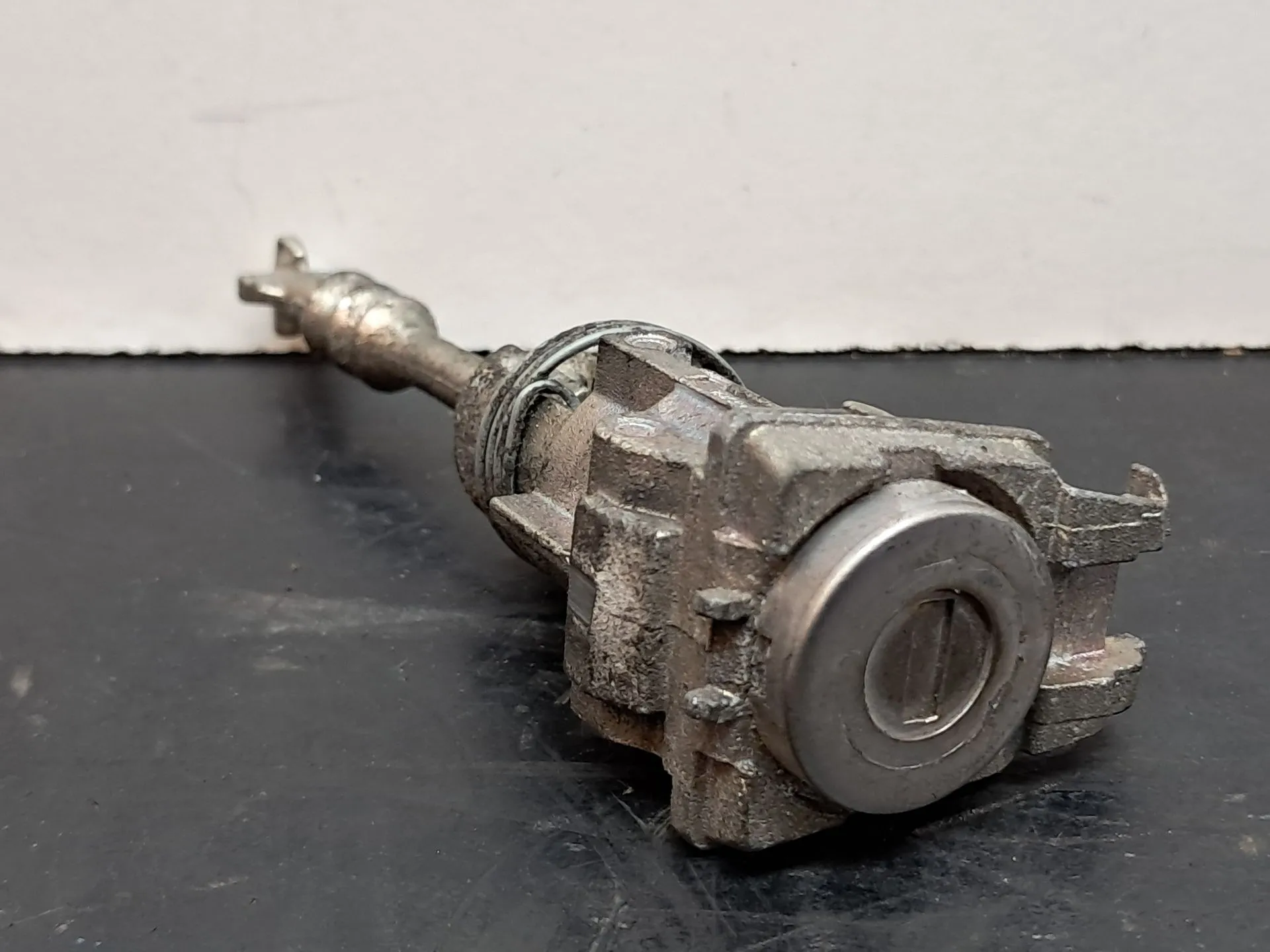 Canhão de porta TOYOTA Yaris (_P9_)