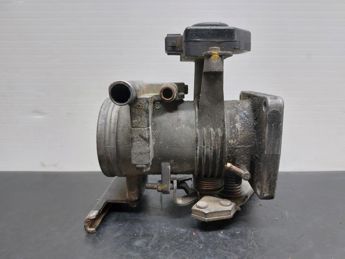 Boîtiers papillon BMW 3 (E30)