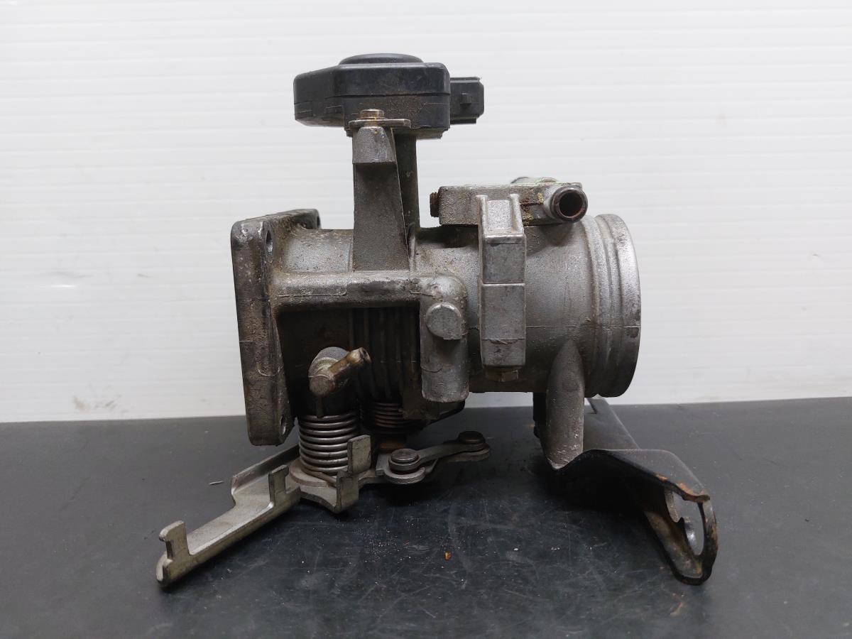 Corpo farfallato BMW 3 (E30) Imagem-4