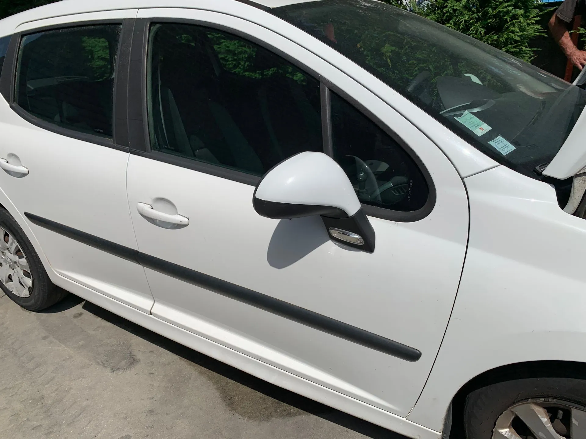 Porte Avant Droit Pour Peugeot 207 SW Confort 2007, Diesel 90CV - Pièce D'occasion, Couleur Bleue