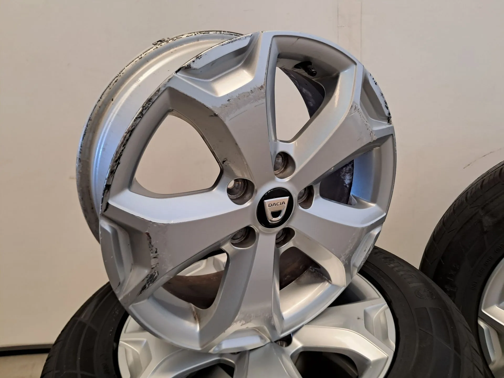 Conjunto de jantes DACIA Duster (HM_) Imagem-3