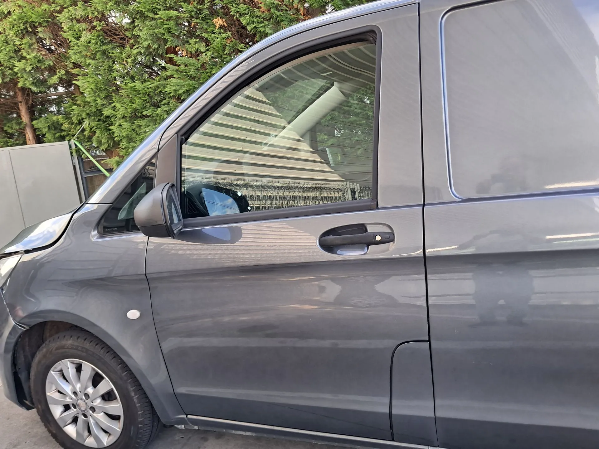 Porta frente esquerda MERCEDES-BENZ Vito (W447)