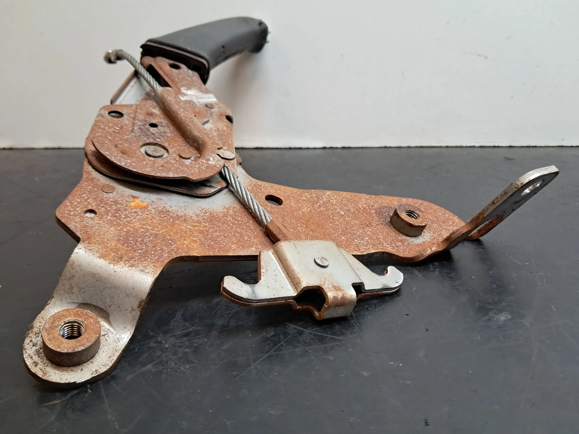 Travão de mão / parque VOLVO S60 I (384) Imagem-2