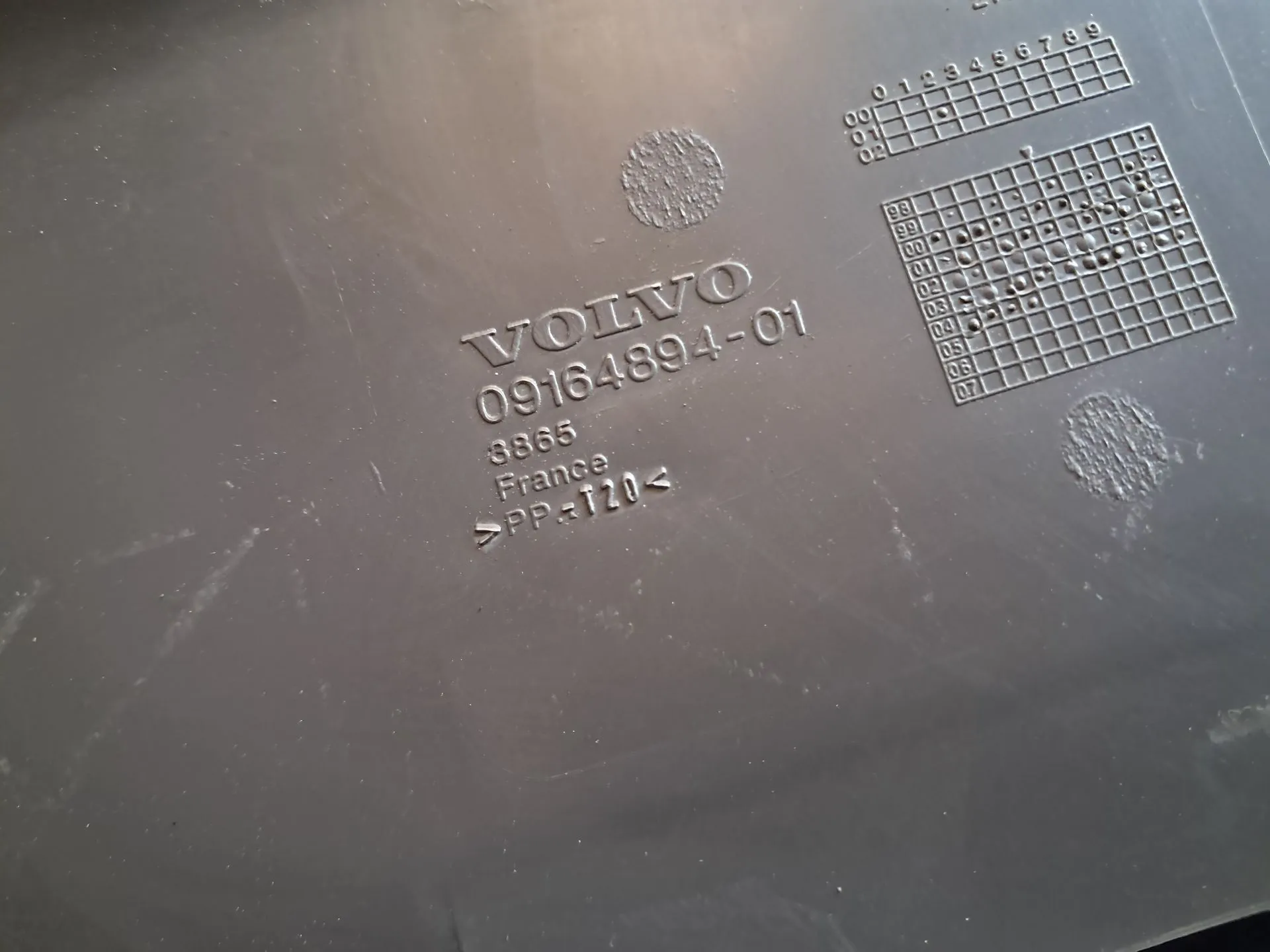 Tampa / cobertura genérica VOLVO S60 I (384) Imagem-2