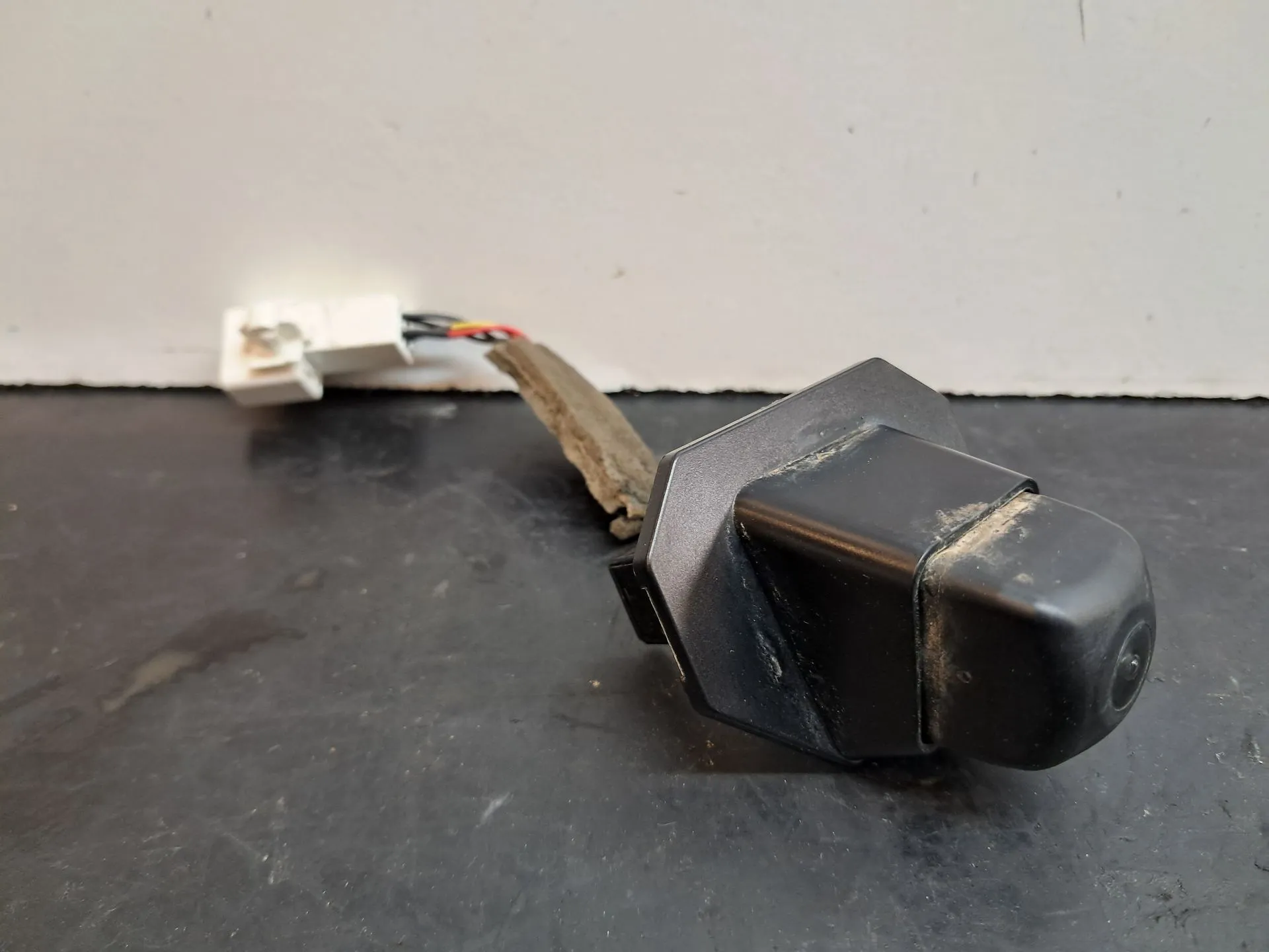 Câmera traseira SUZUKI SX4 S-Cross (JY)