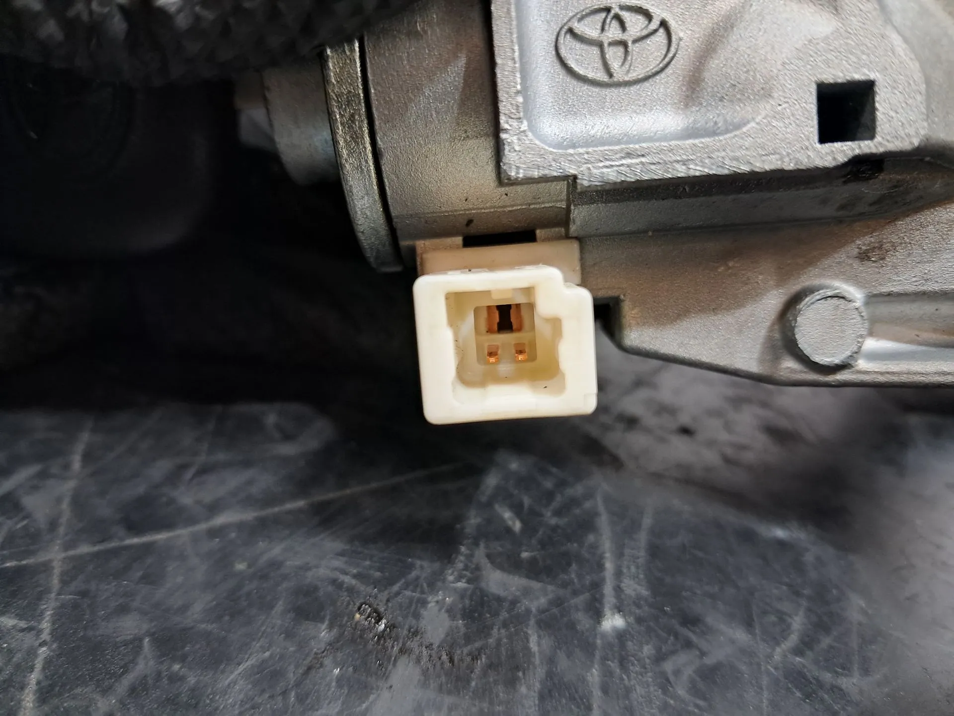Canhão da ignição TOYOTA Yaris (_P9_) Imagem-5