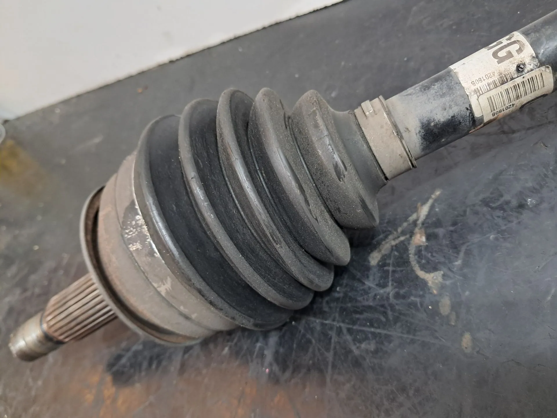 Transmissão frente esquerda TOYOTA Yaris (_P9_) Imagem-2