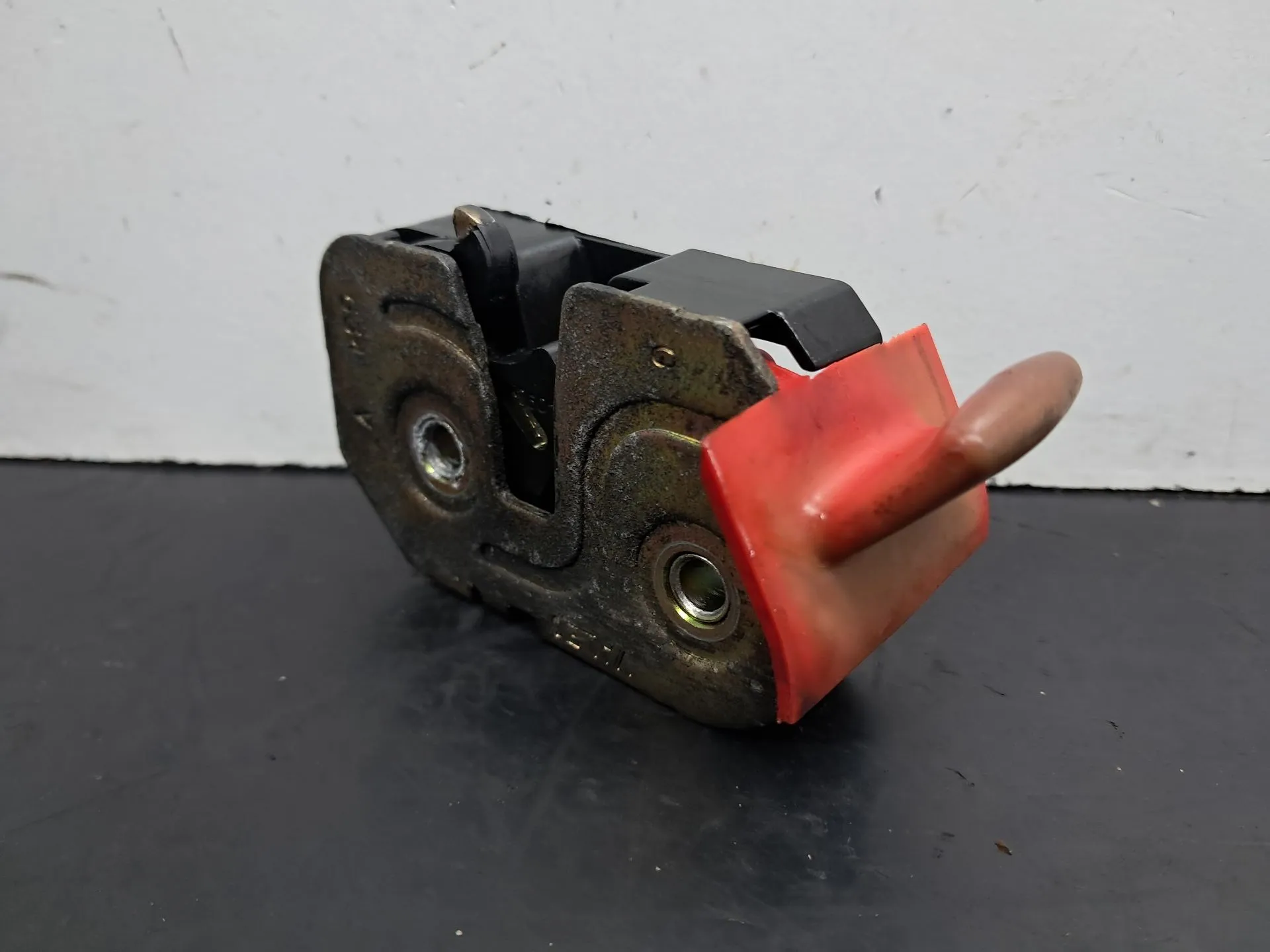 Serrure / verrou coffre SMART City-Coupé (450)