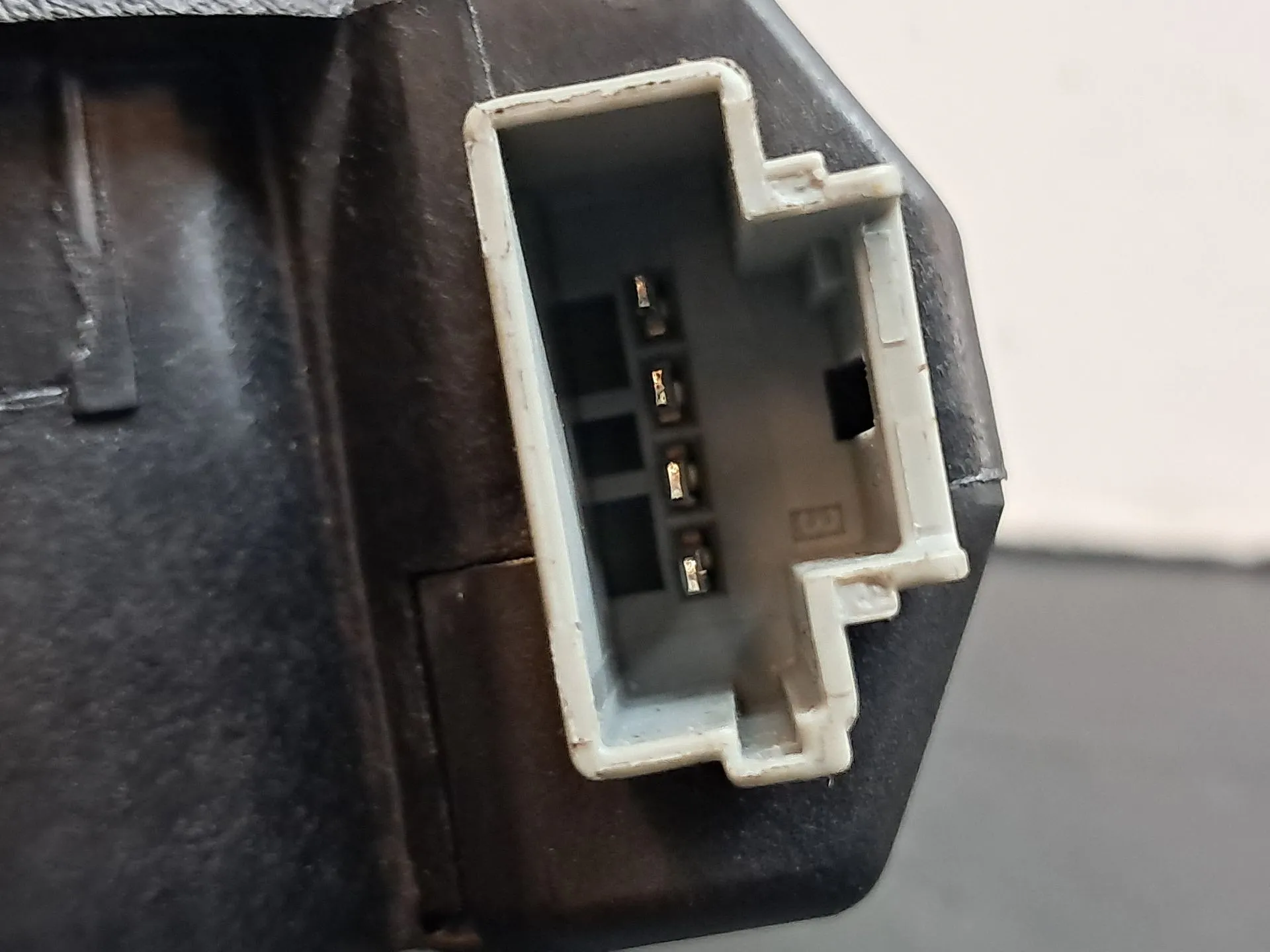 Antena RENAULT Trafic II Combi (JL) Imagem-3