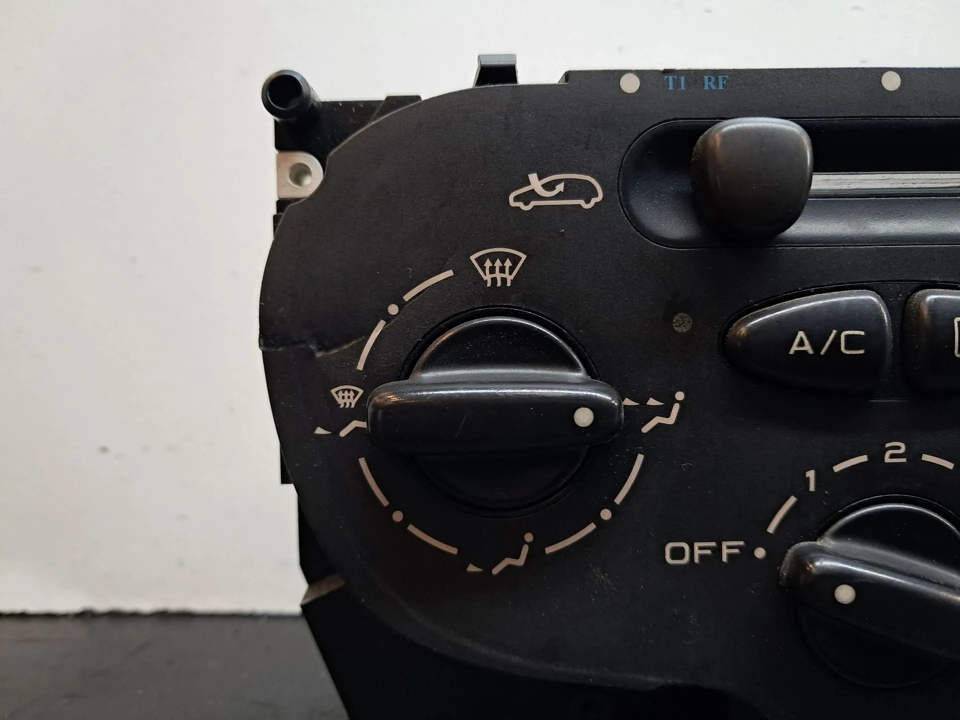 Comando chauffage / sofagem PEUGEOT 206 (2A/C) Imagem-1